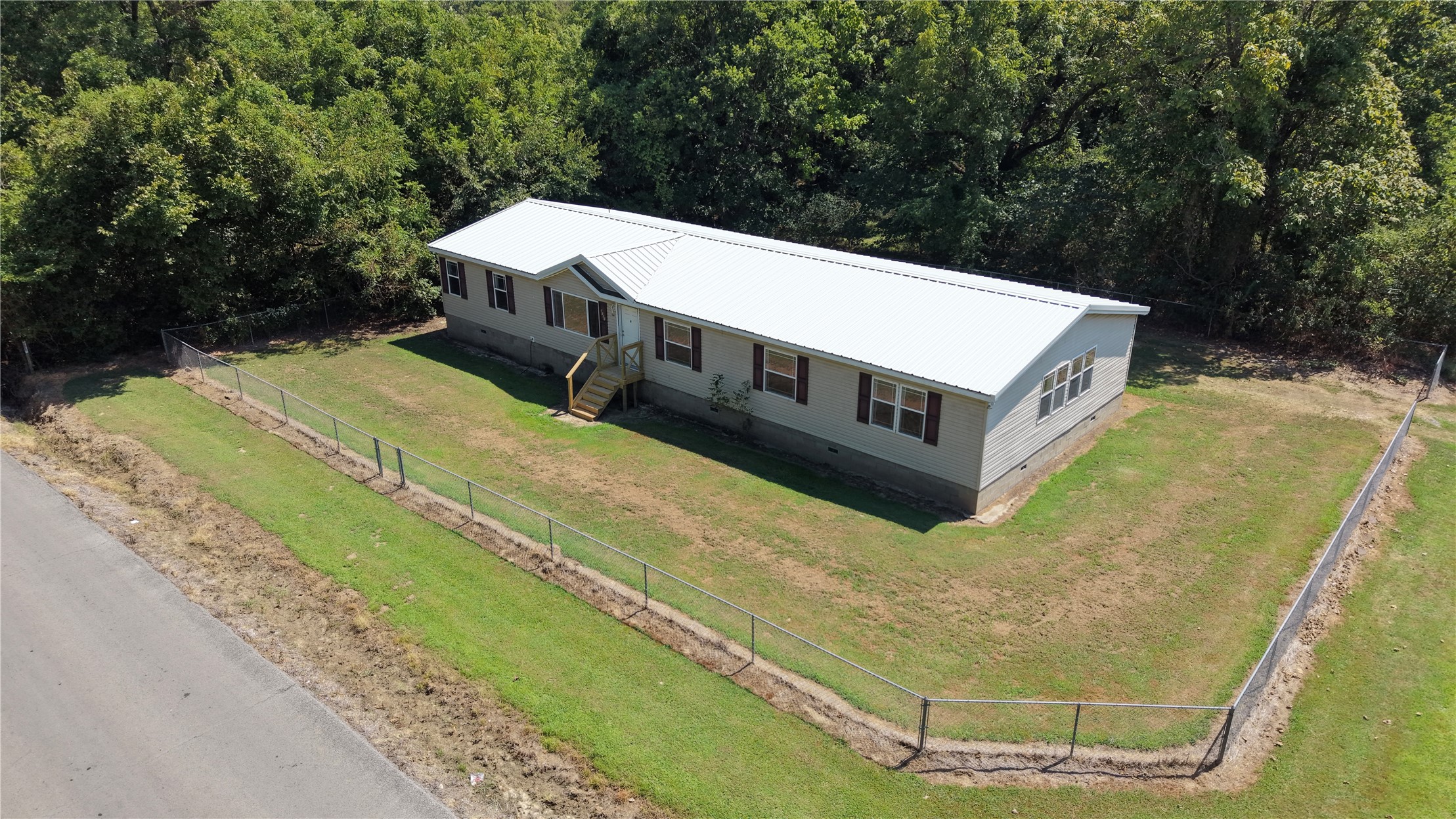 2131 Maryland Avenue Property Photo 8