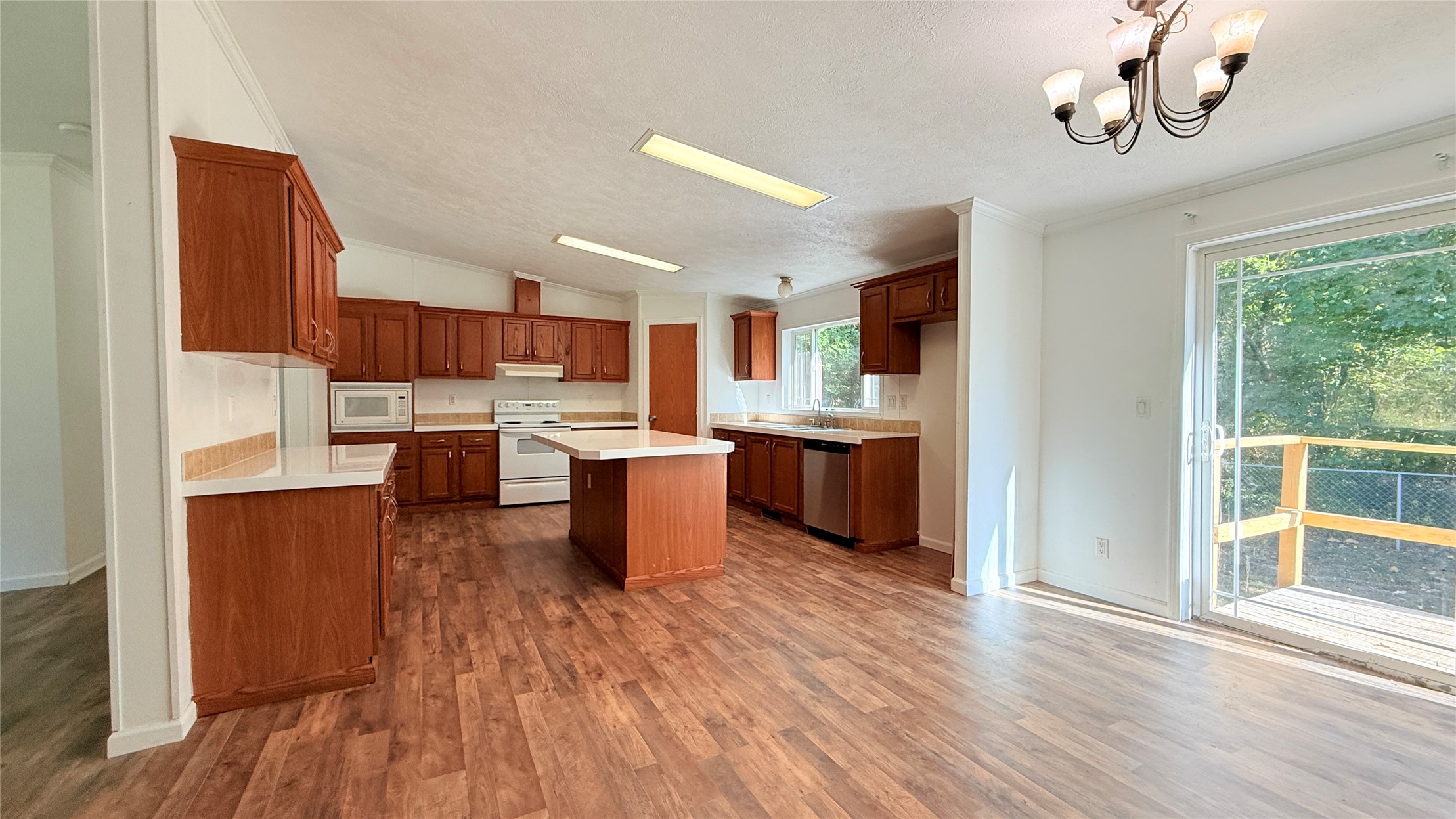 2131 Maryland Avenue Property Photo 19