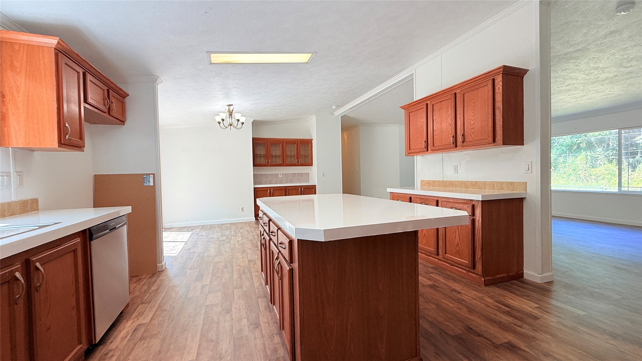 2131 Maryland Avenue Property Photo 24