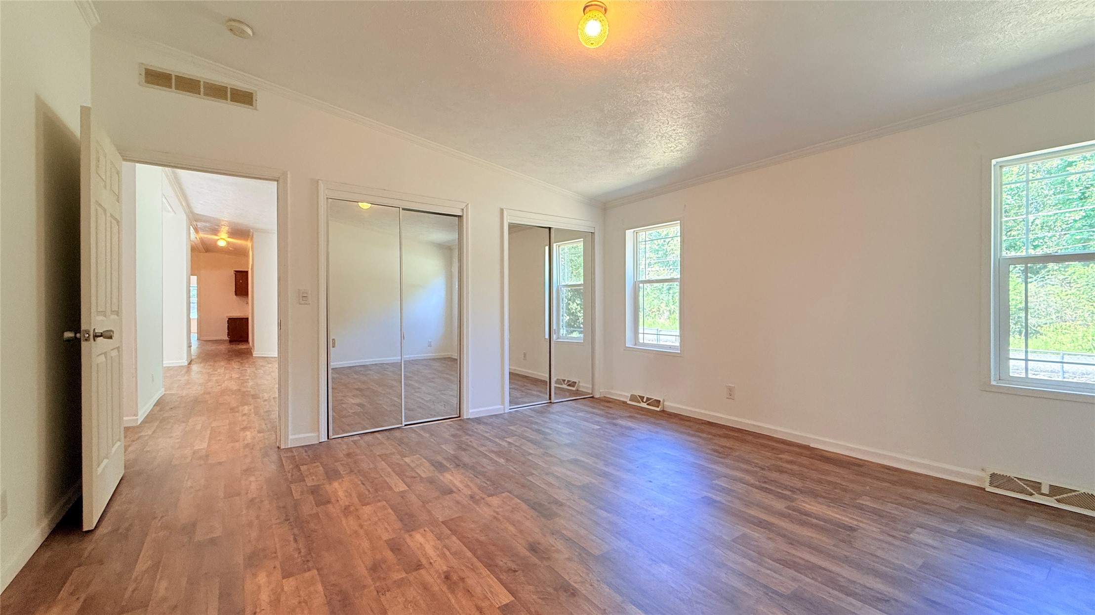 2131 Maryland Avenue Property Photo 29