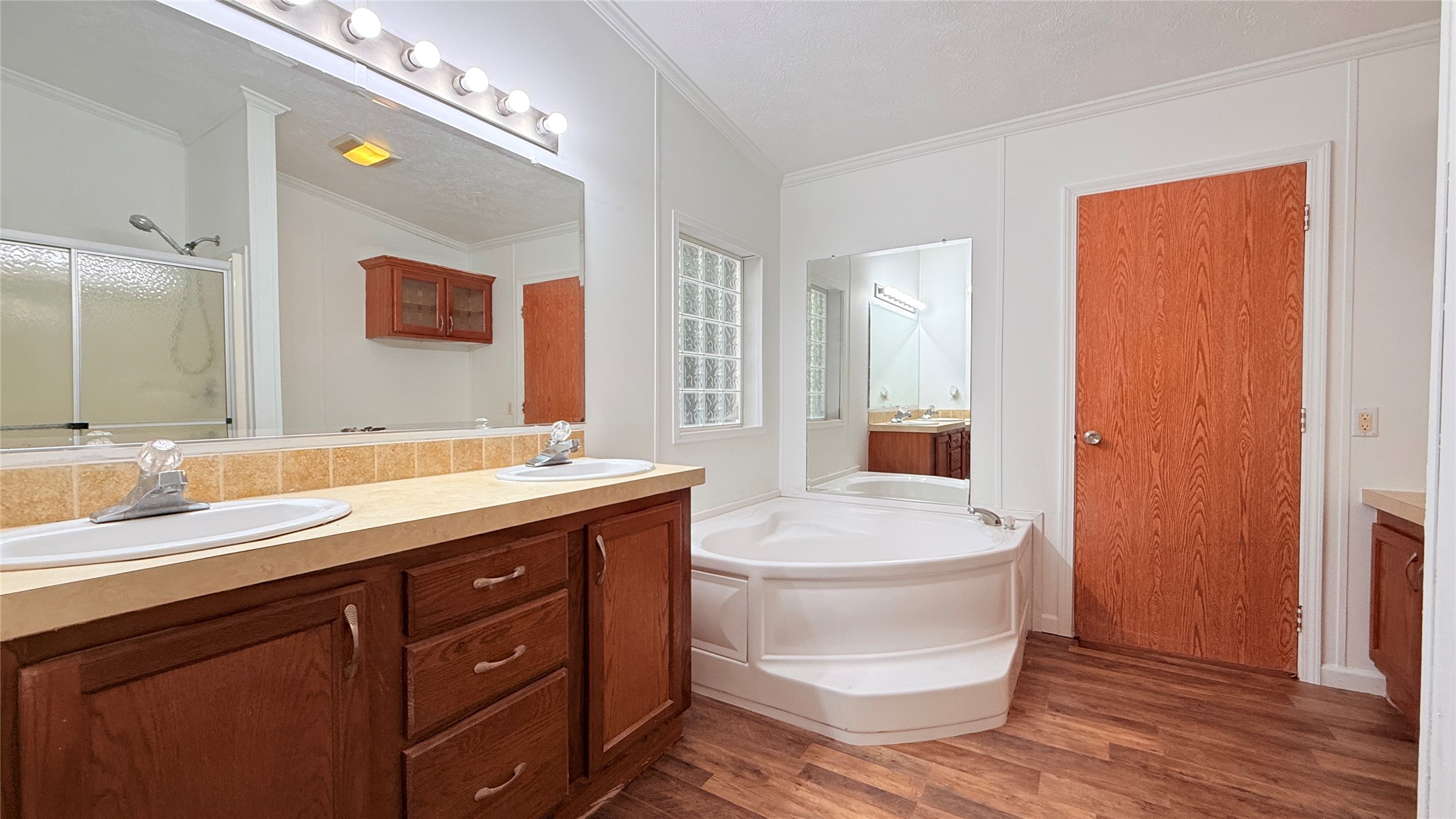 2131 Maryland Avenue Property Photo 33
