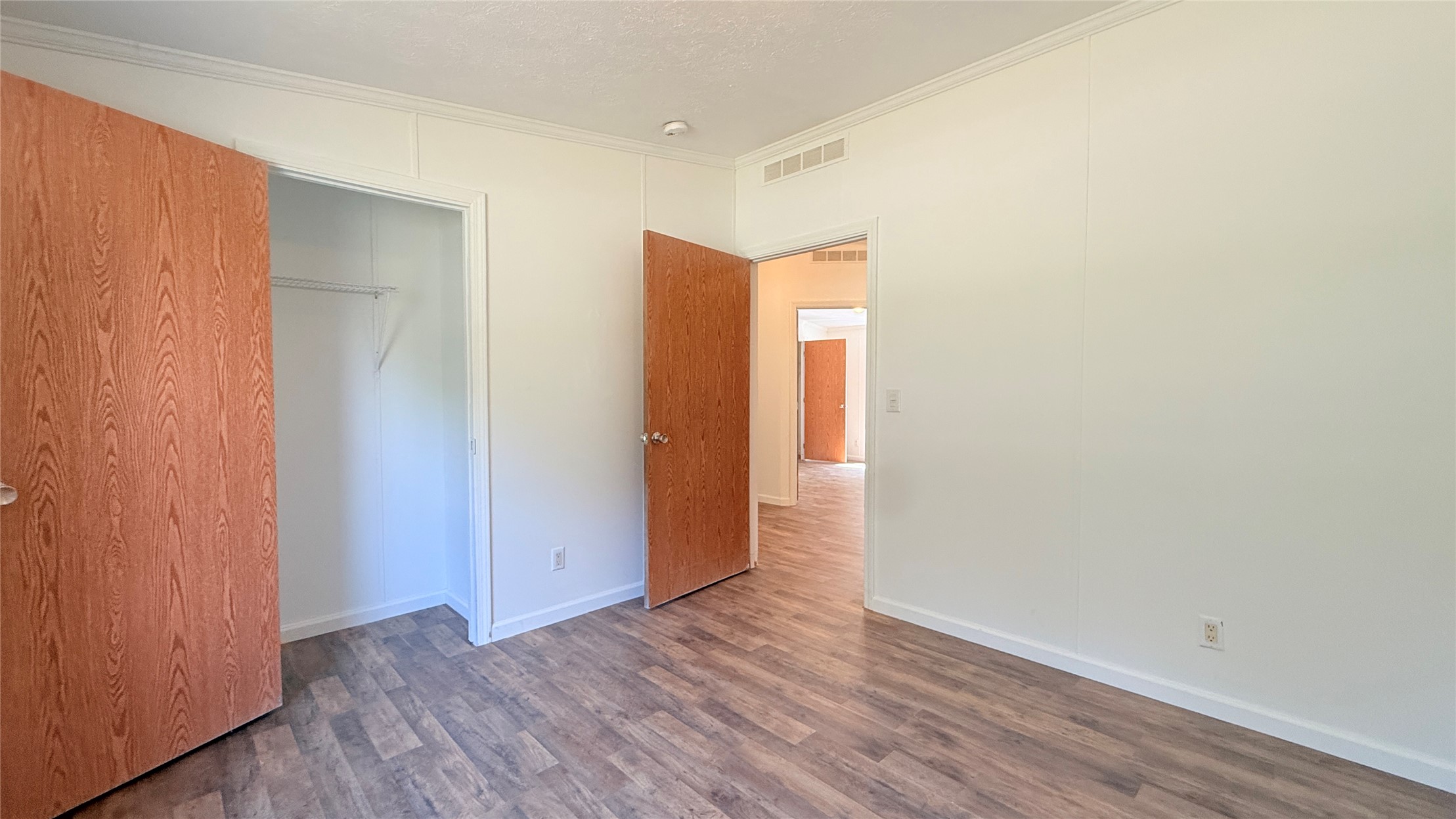 2131 Maryland Avenue Property Photo 42