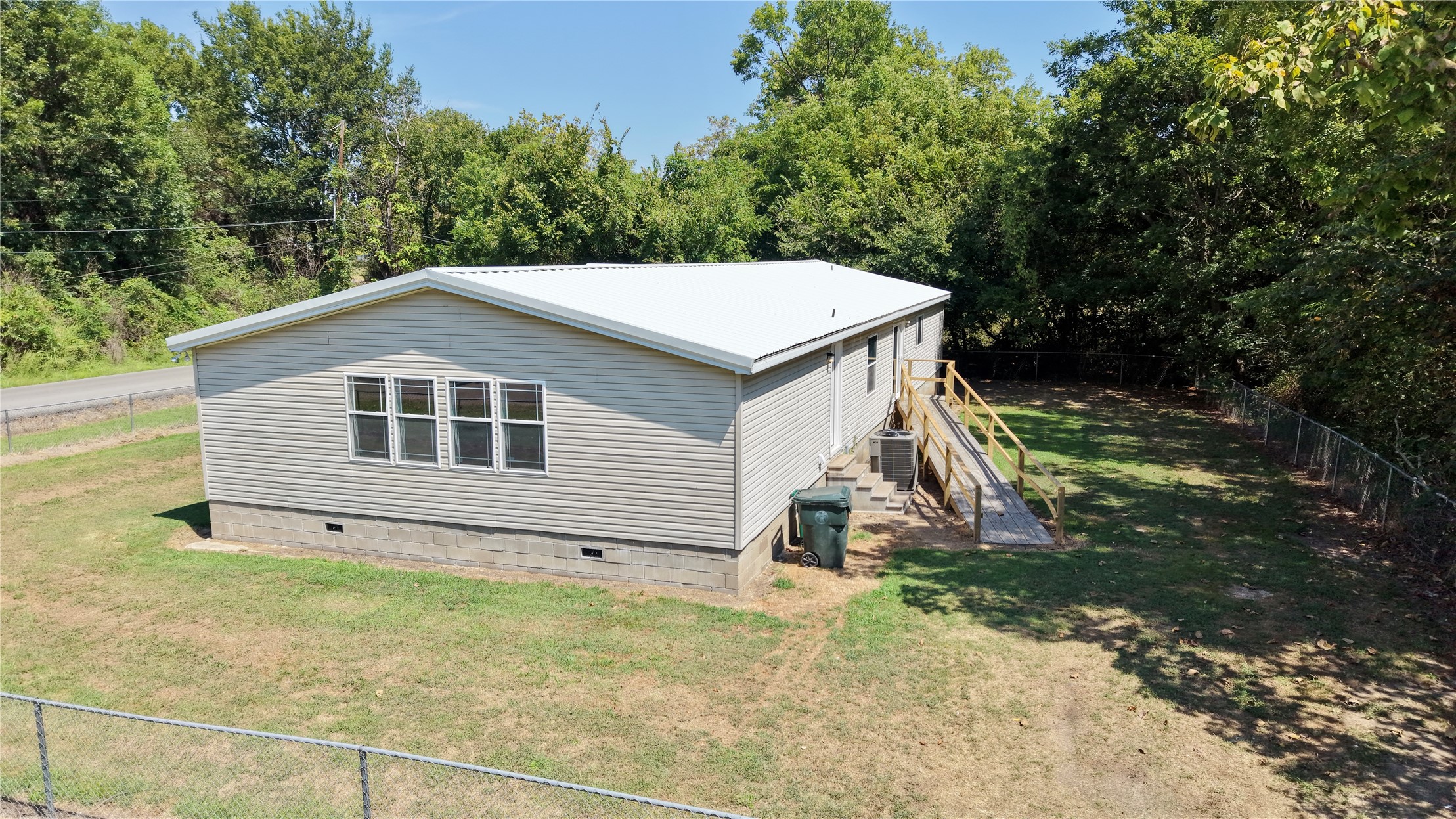 2131 Maryland Avenue Property Photo 64