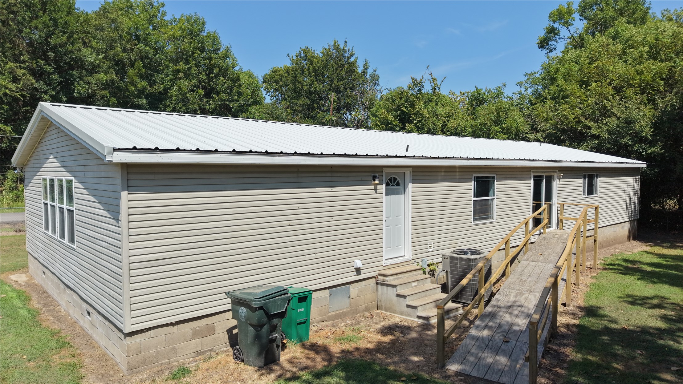 2131 Maryland Avenue Property Photo 70