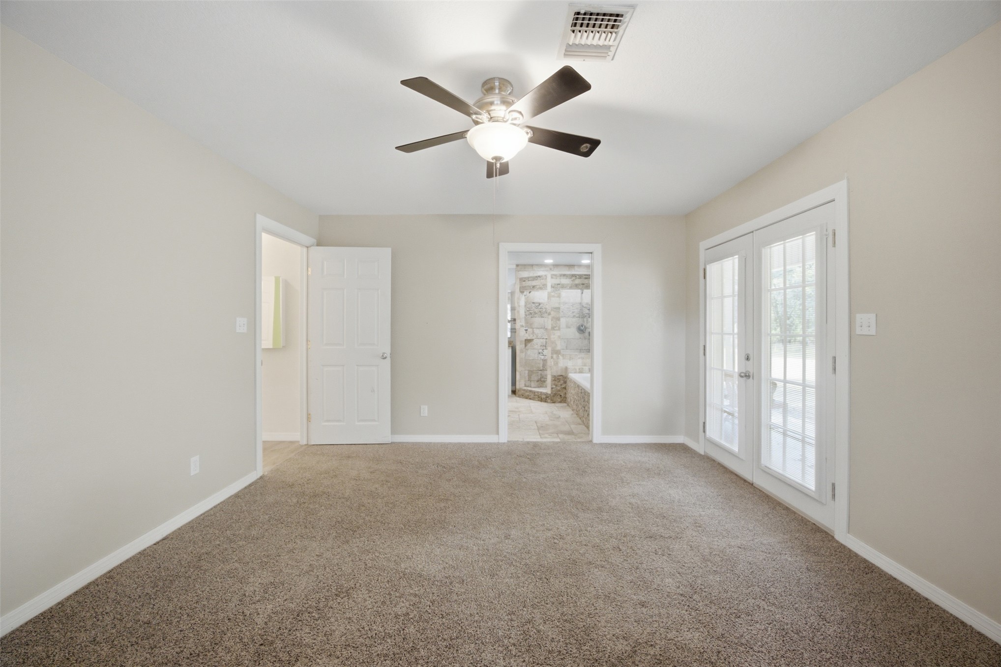 800 Linn Property Photo 24