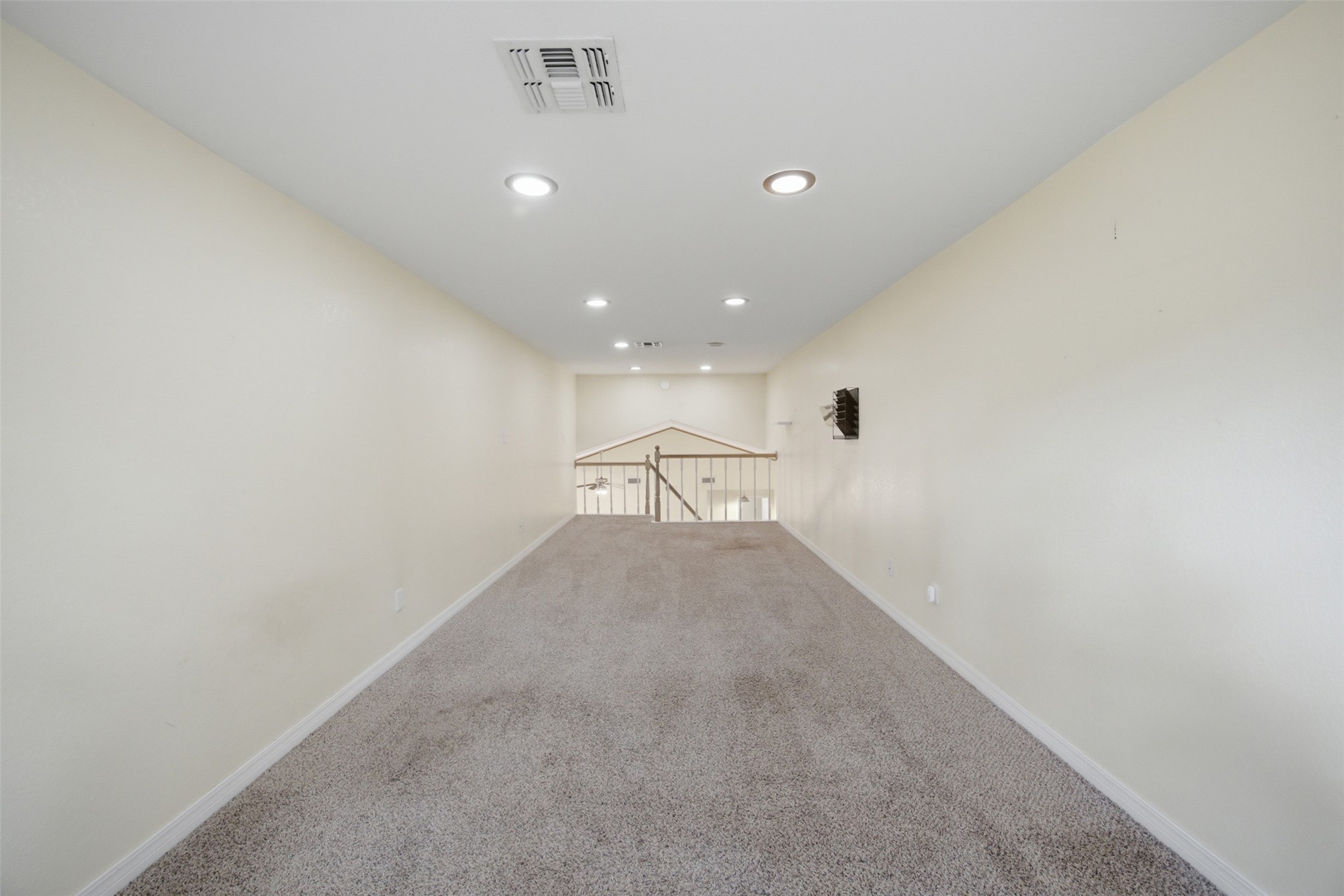 800 Linn Property Photo 34