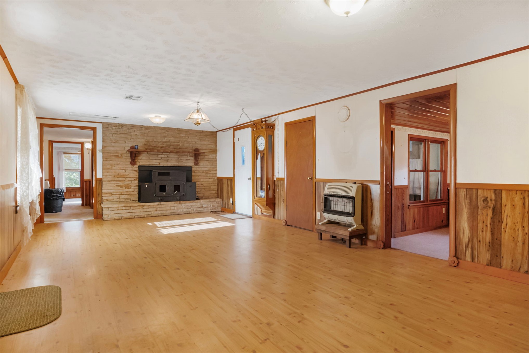 17600 S 4220 Road Property Photo 6