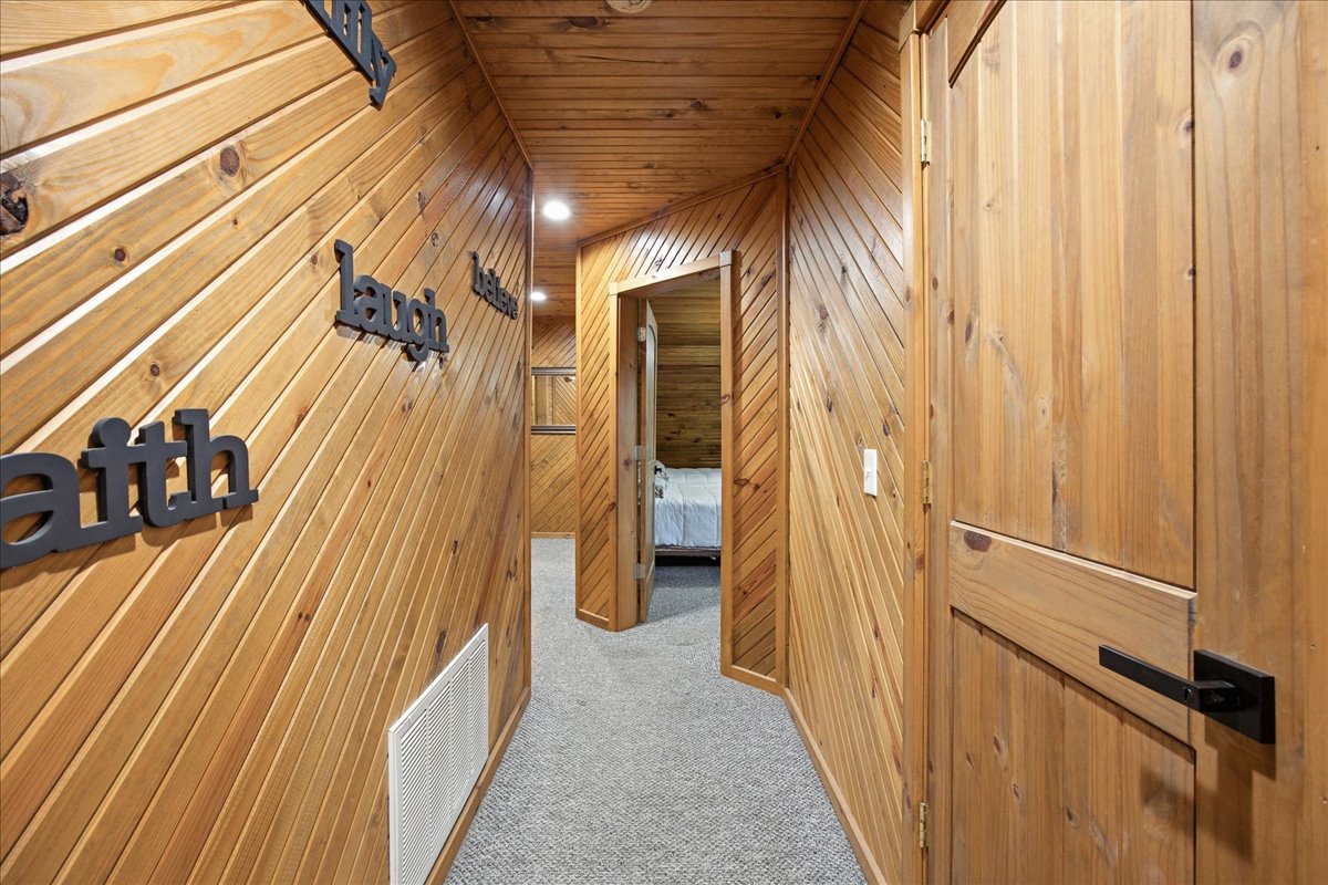 114 N Bk 1860 Road Property Photo 29