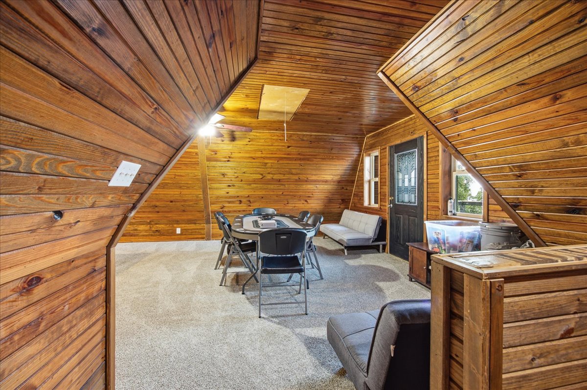 114 N Bk 1860 Road Property Photo 40