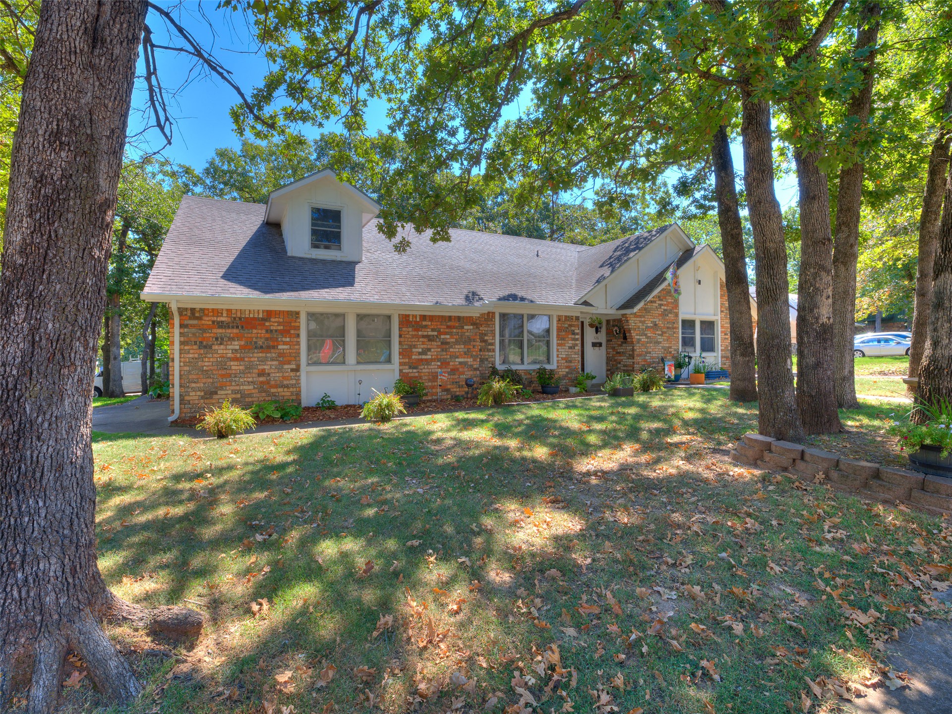 326 Spruce Court Property Photo 2