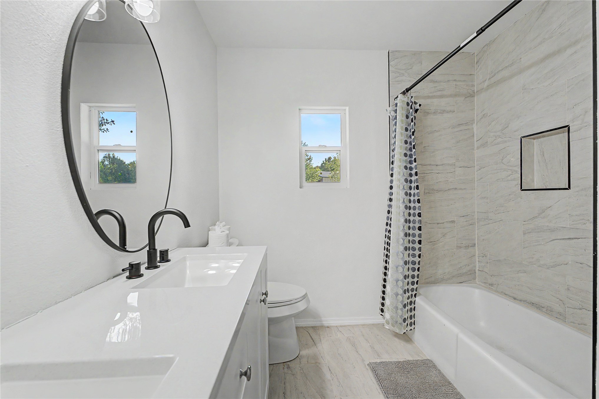 24124 E Sisemore Street Property Photo 12