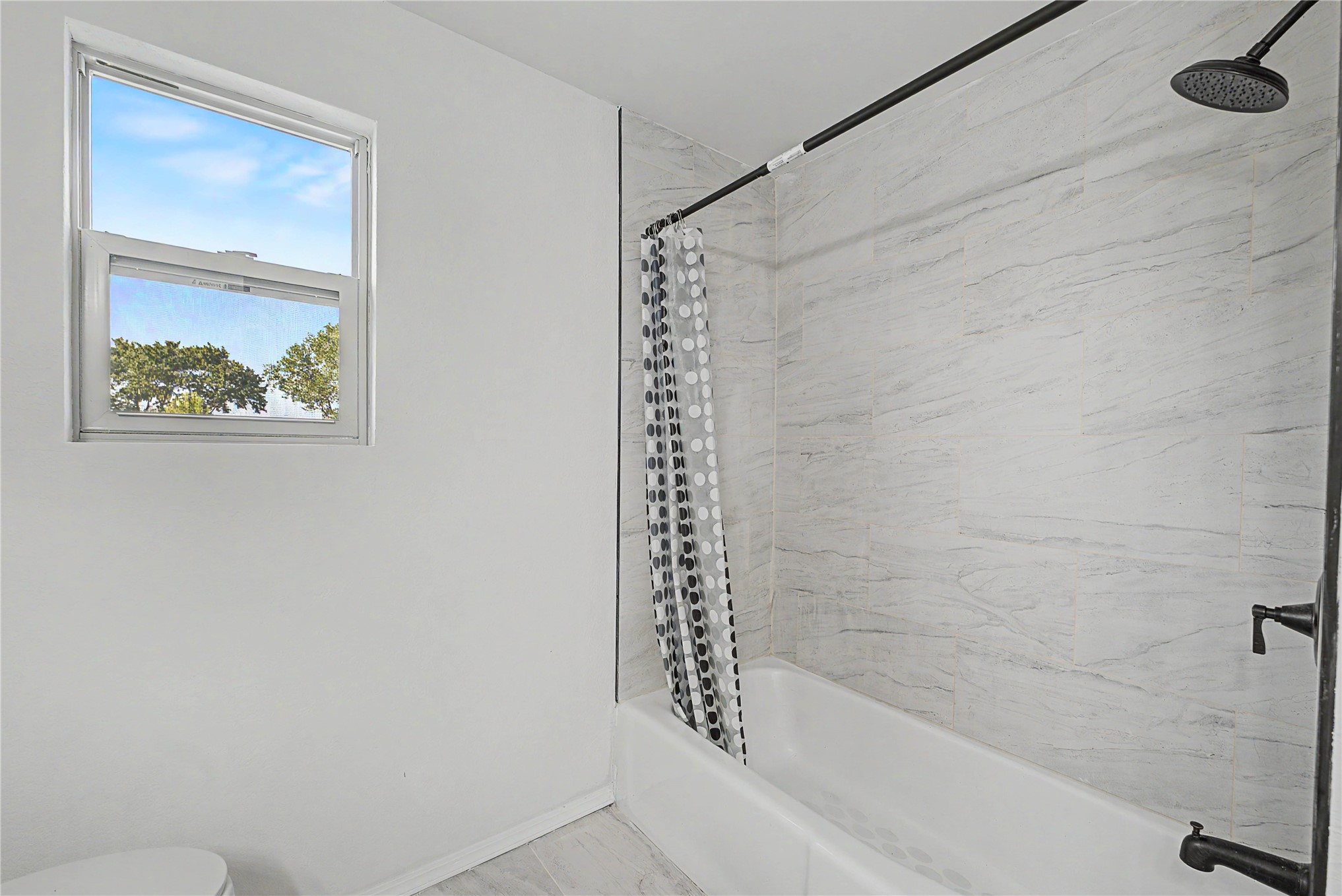 24124 E Sisemore Street Property Photo 16