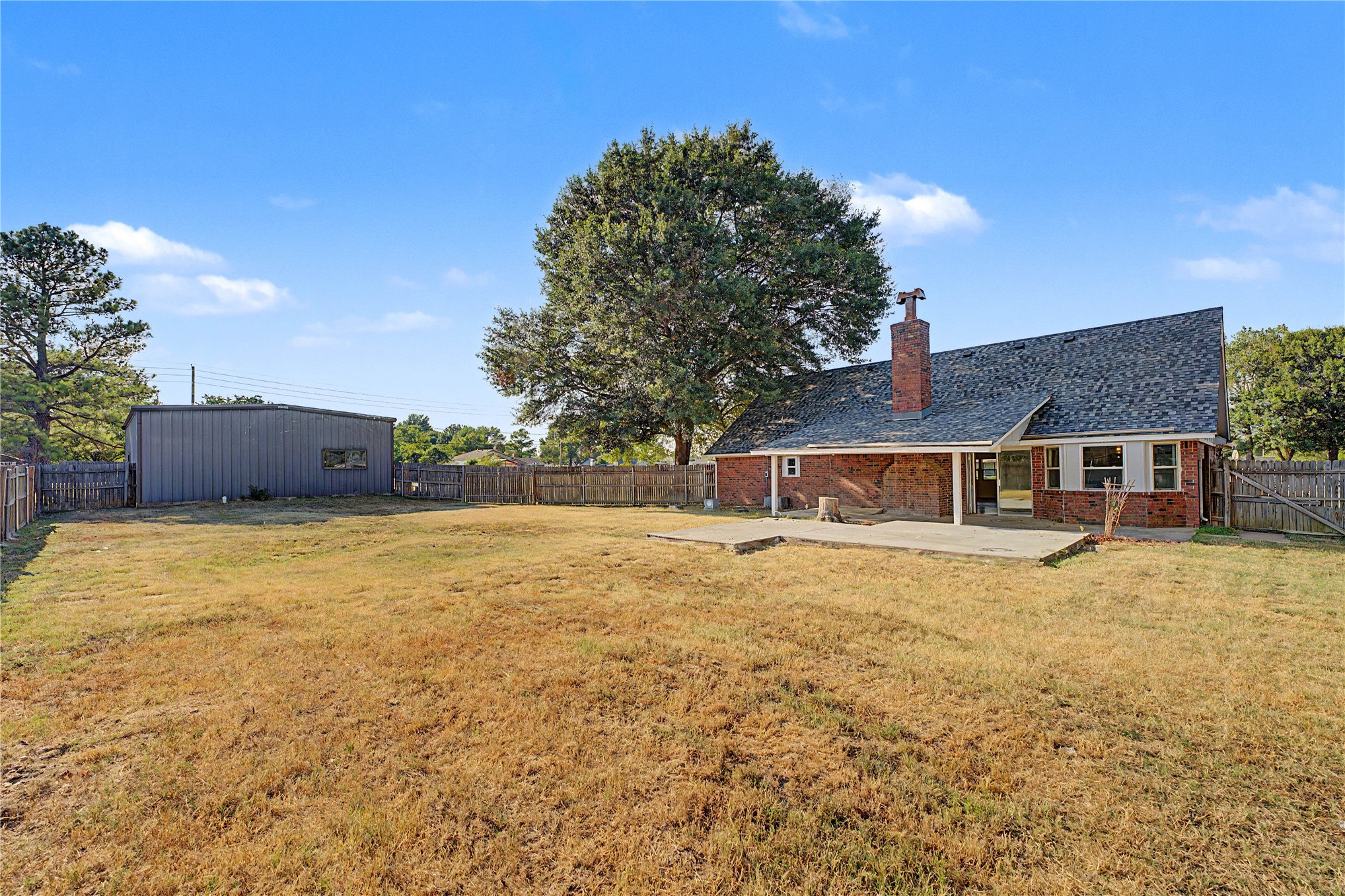 24124 E Sisemore Street Property Photo 19