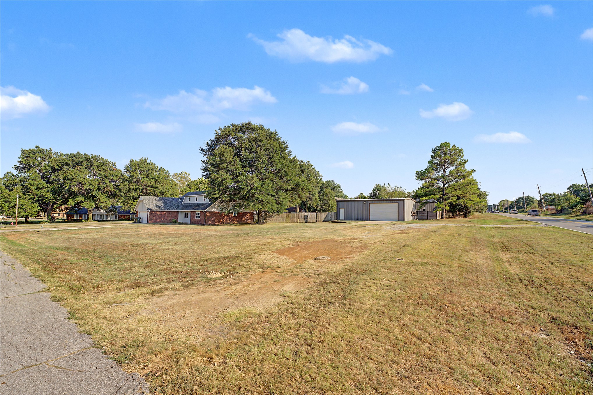 24124 E Sisemore Street Property Photo 23