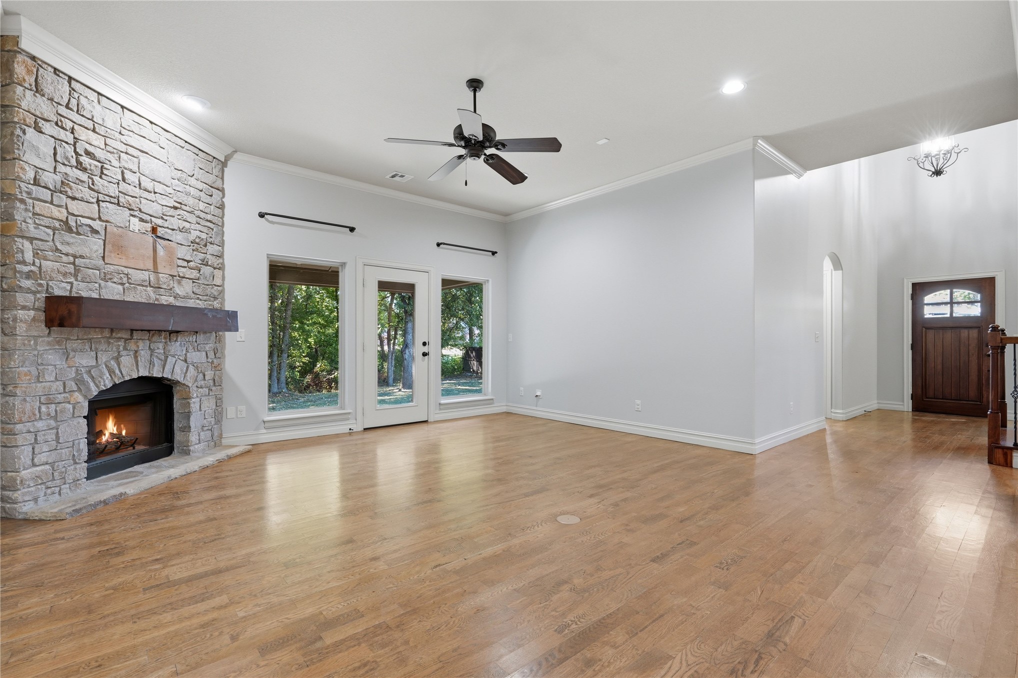 3426 W Edgewater Place Property Photo 5