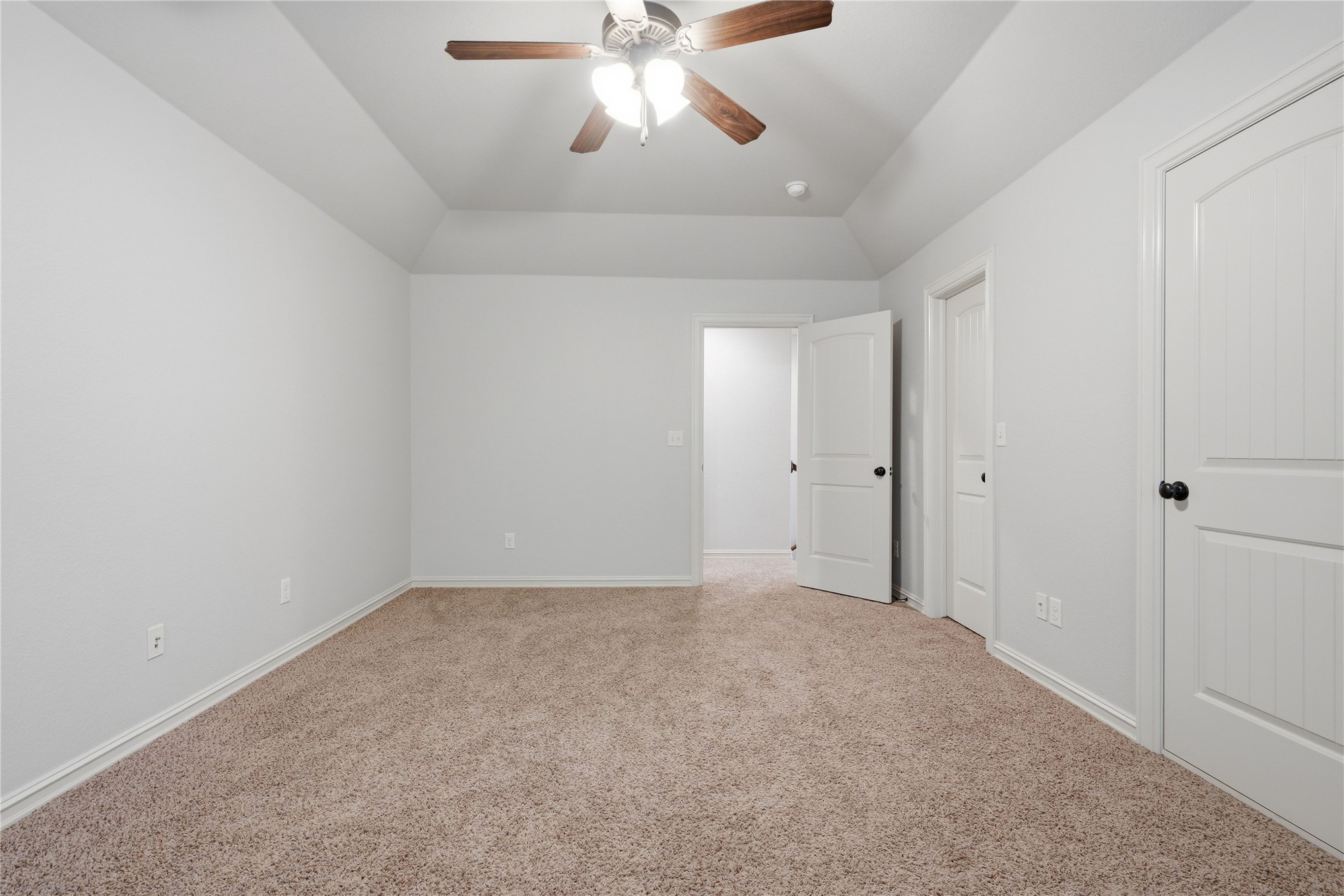 3426 W Edgewater Place Property Photo 37