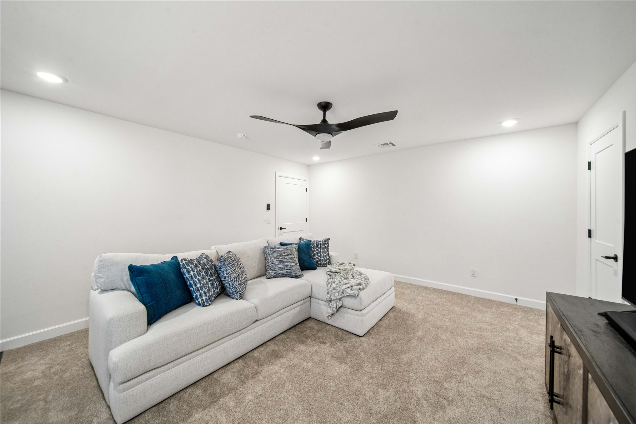 12659 S Fulton Avenue Property Photo 40