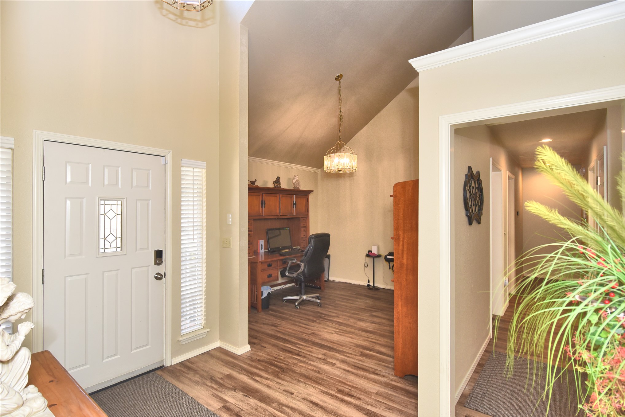 4109 W Nashville Street Property Photo 4