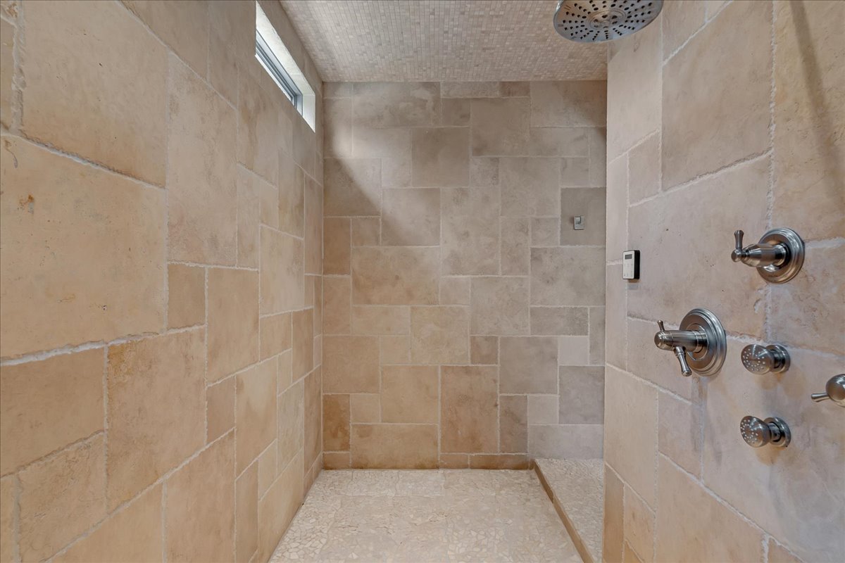 6682 E 122nd East Place S Property Photo 45
