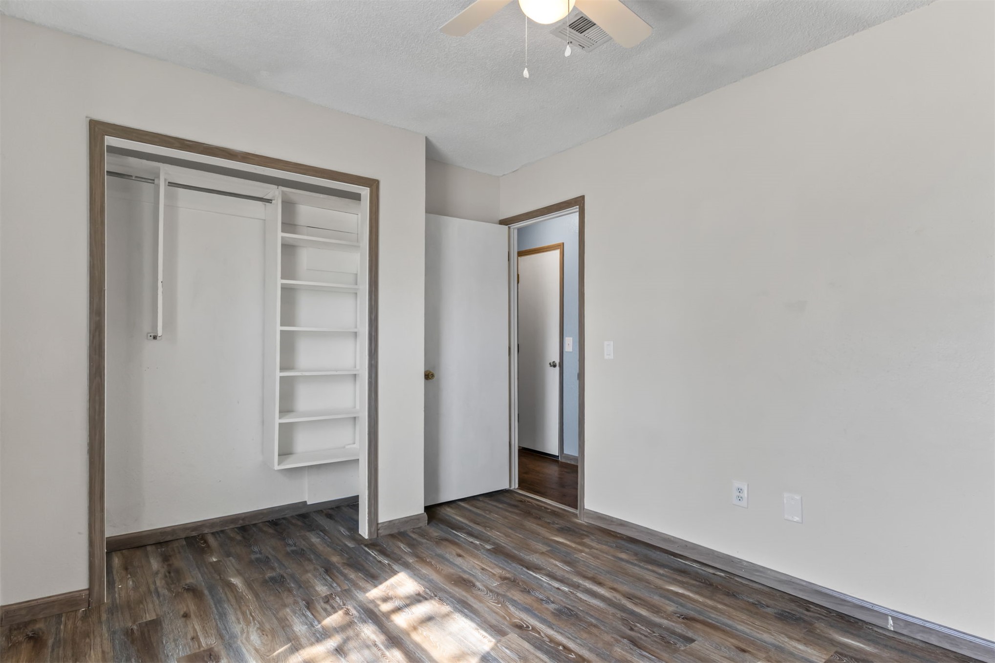 11805 E 80th Street N Property Photo 27