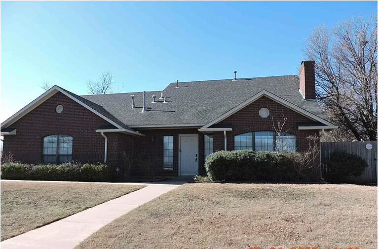 706 Nw Micklegate Boulevard Property Photo 1