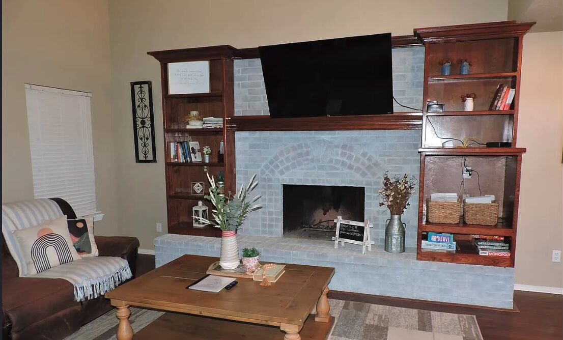 706 Nw Micklegate Boulevard Property Photo 3