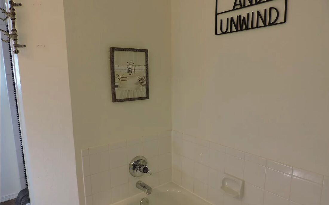 706 Nw Micklegate Boulevard Property Photo 11