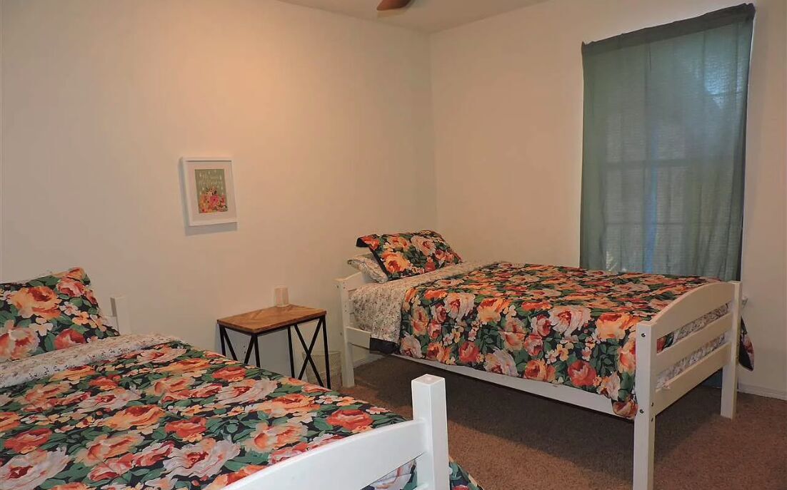 706 Nw Micklegate Boulevard Property Photo 15