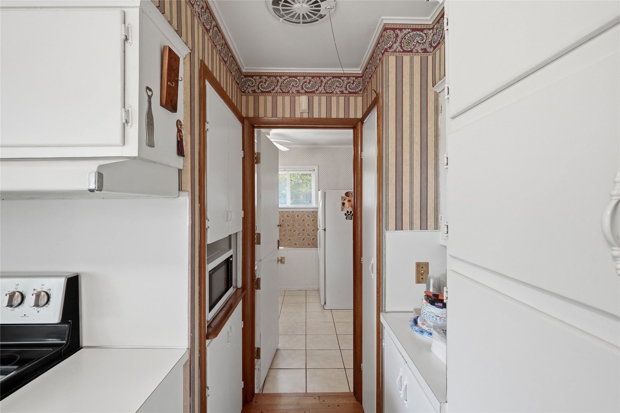 4172 E 44th Street Property Photo 19