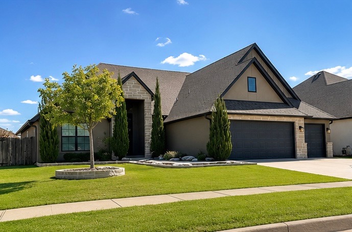 12647 S 73rd Place E Property Photo 1