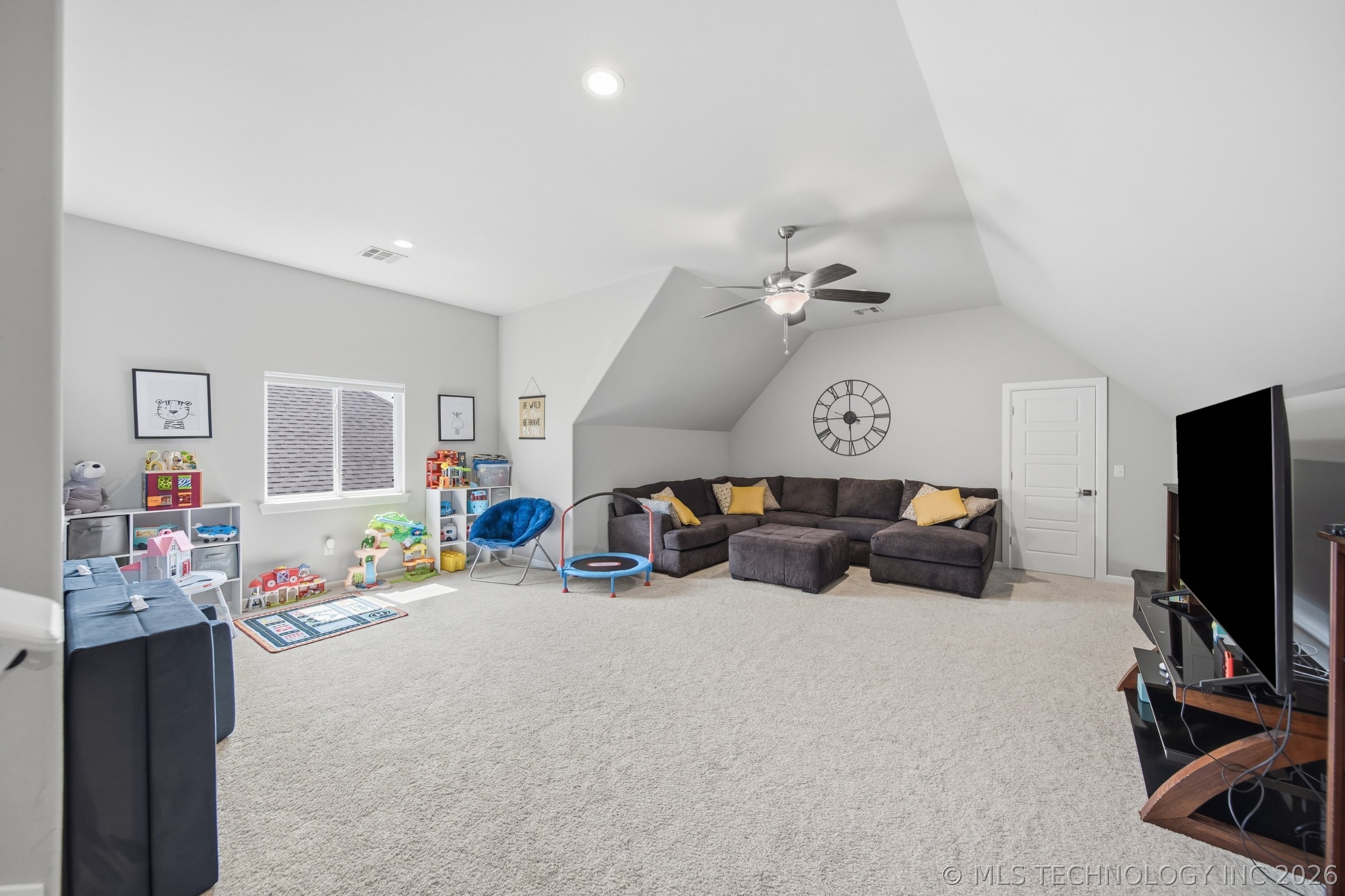 12647 S 73rd Place E Property Photo 37