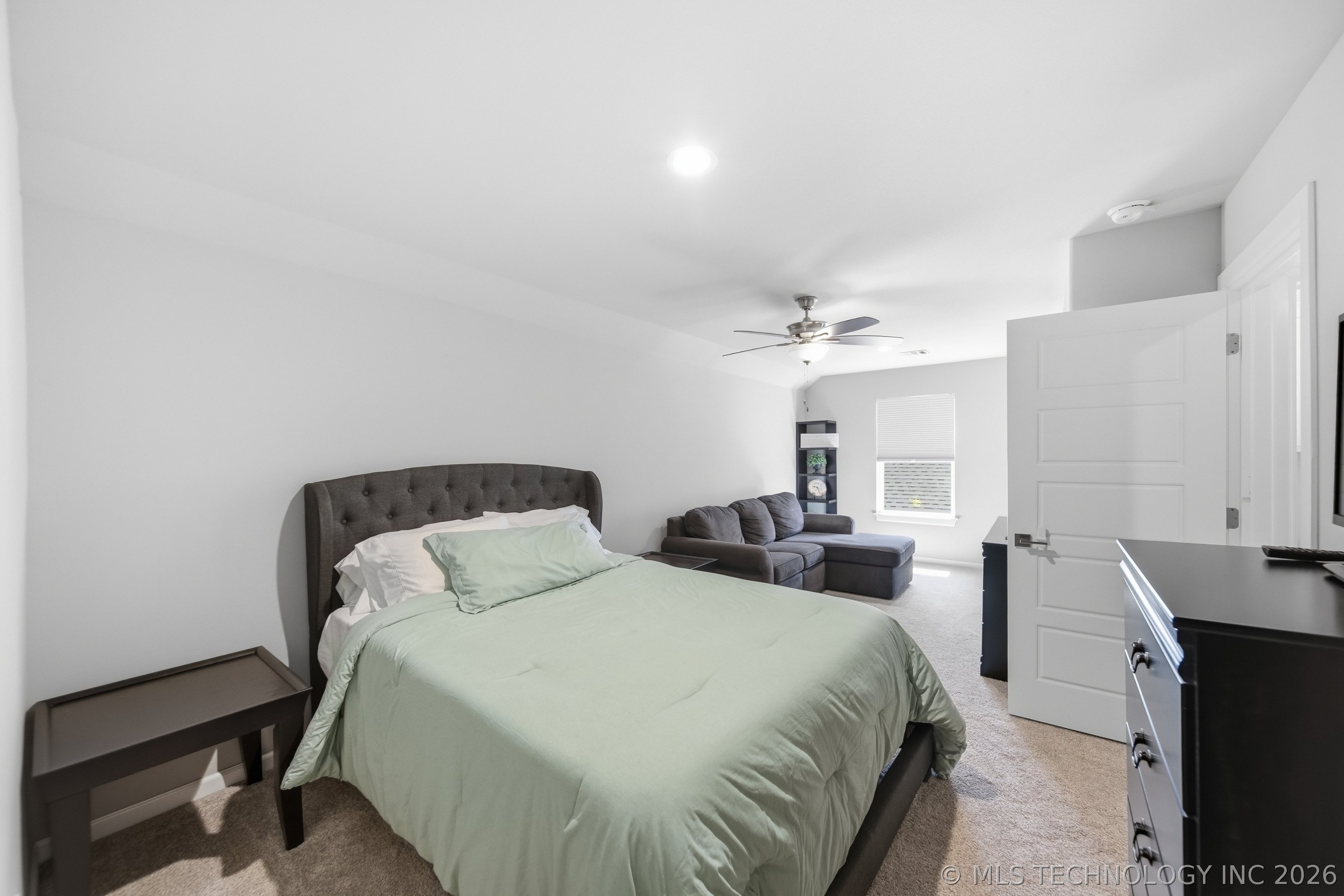 12647 S 73rd Place E Property Photo 38