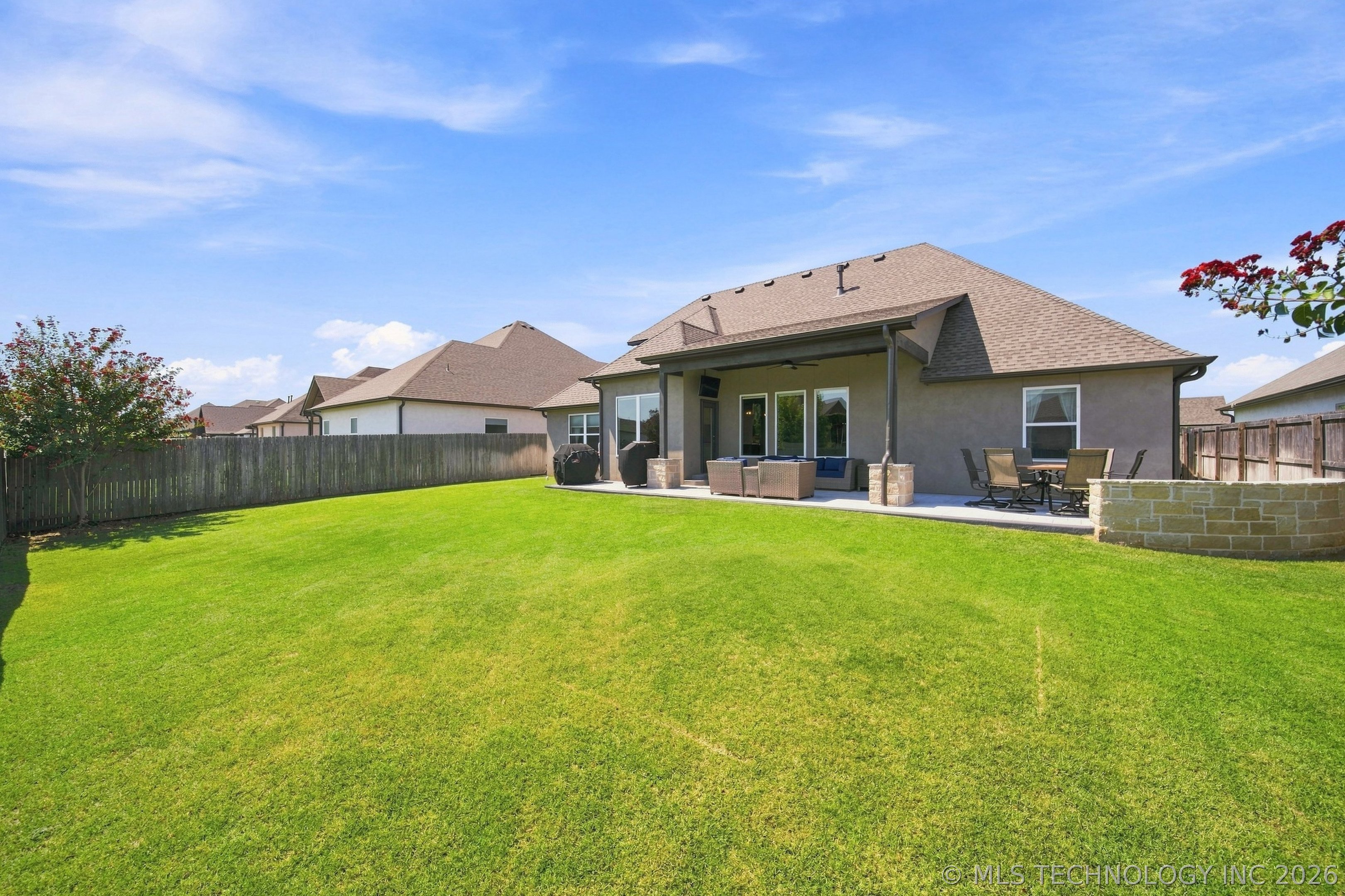 12647 S 73rd Place E Property Photo 44