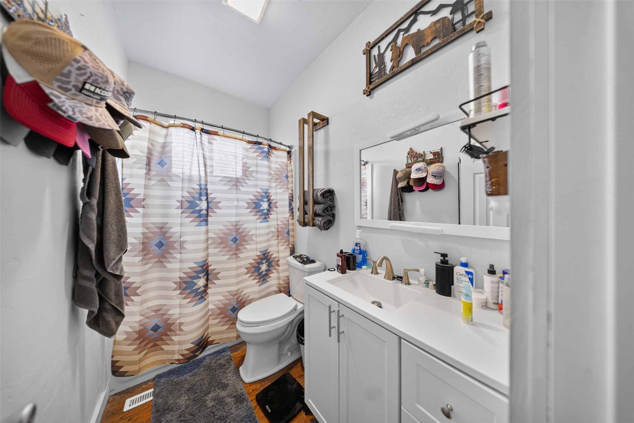 2100 E Hancock Street Property Photo 11