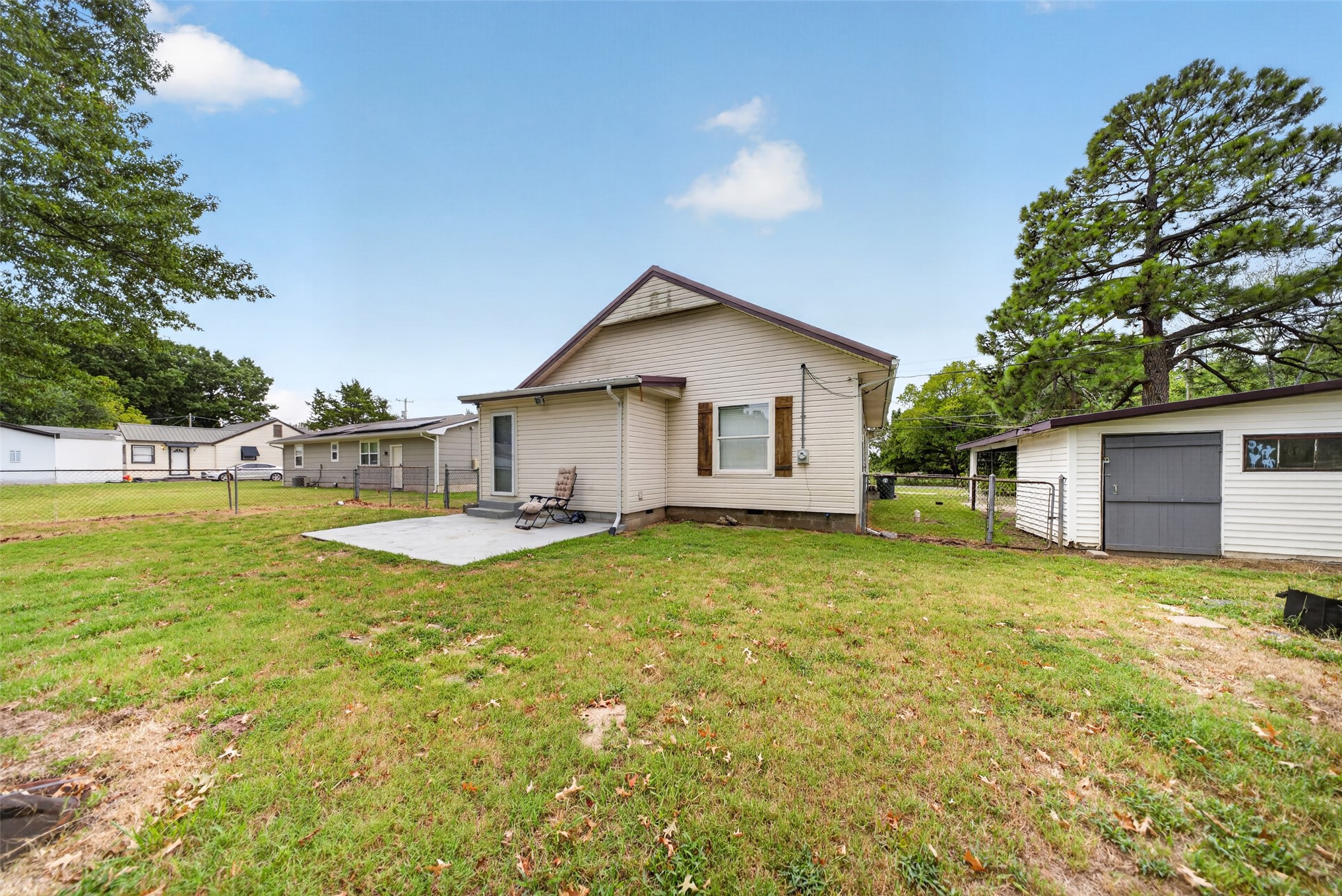 2100 E Hancock Street Property Photo 14