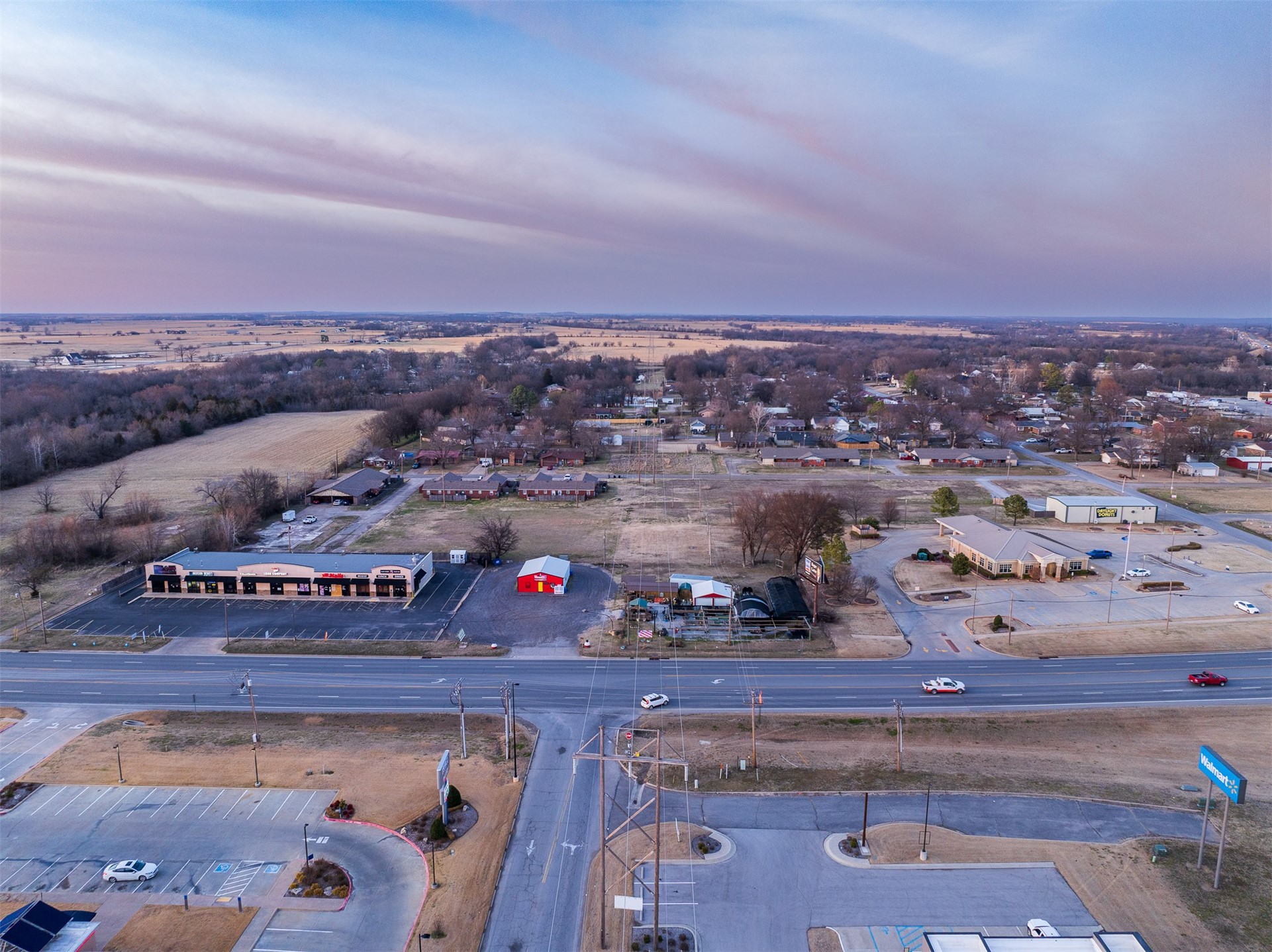 1516 W 51 Highway Property Photo 25