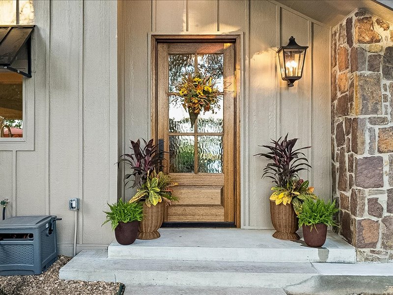 138 Sundance Property Photo 4