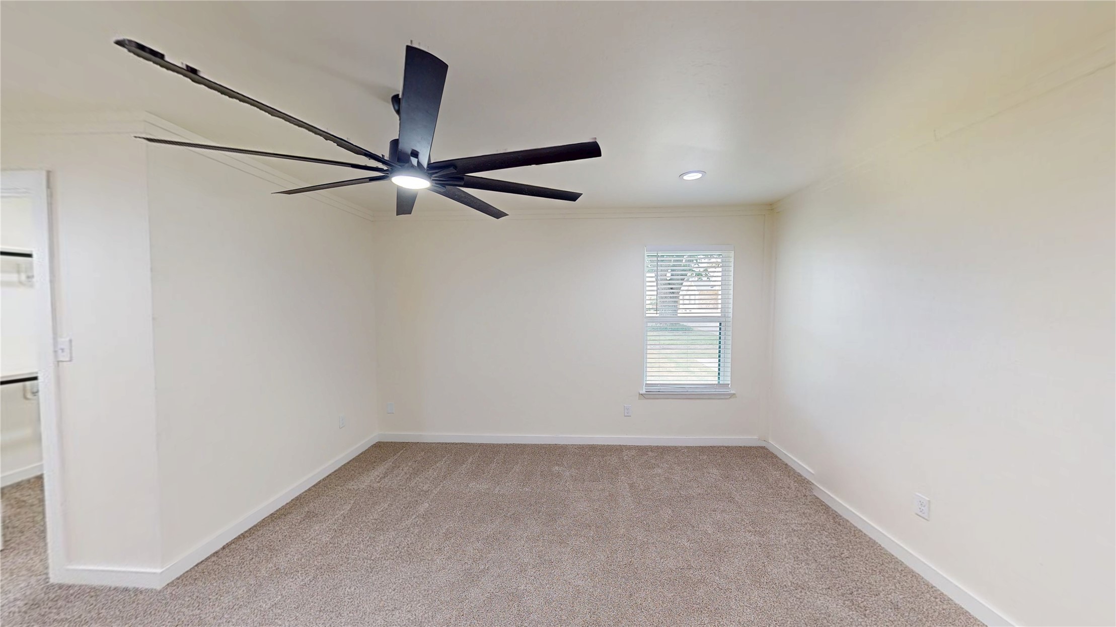 206 N Crownpoint Drive Property Photo 31