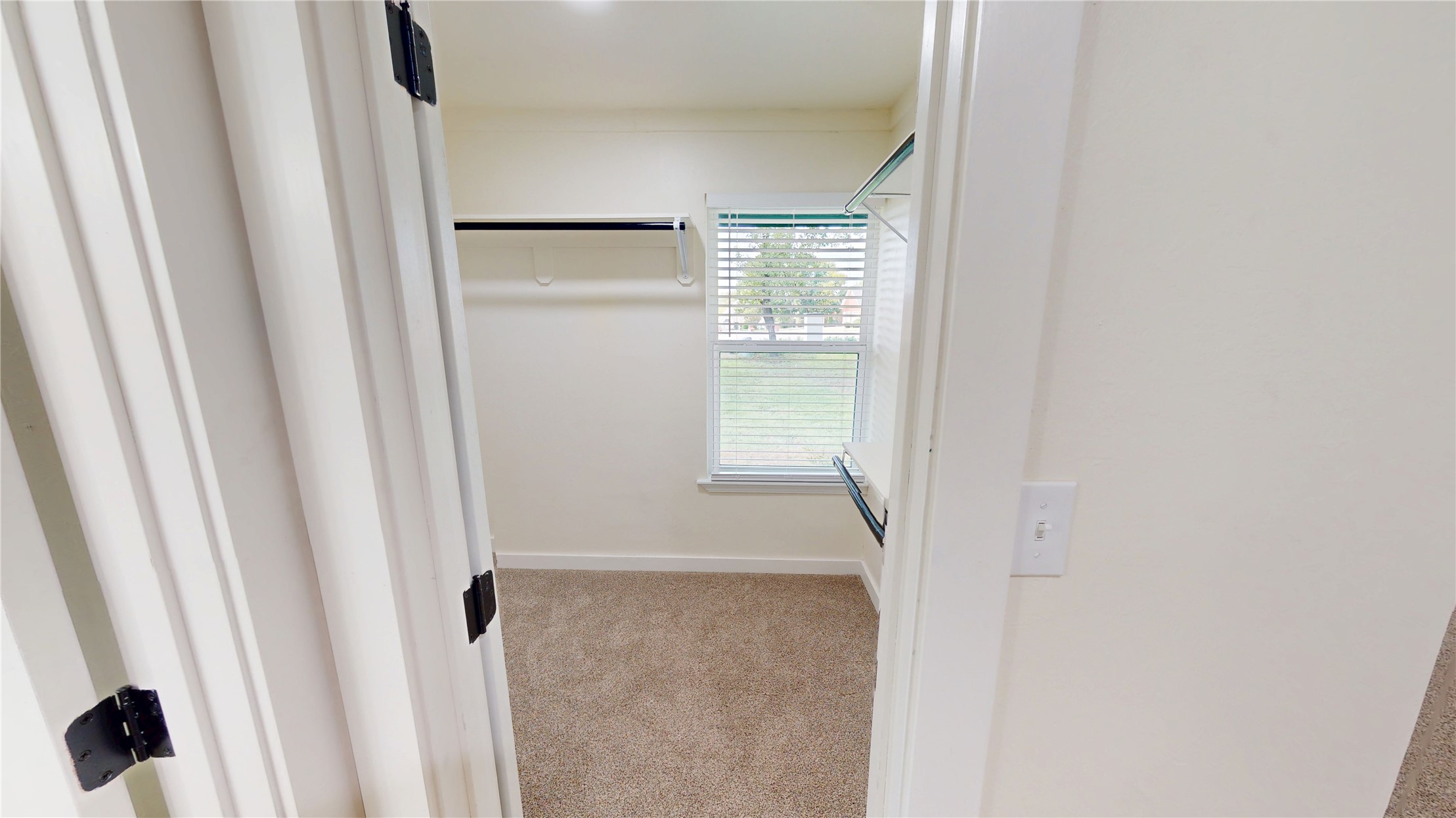 206 N Crownpoint Drive Property Photo 34