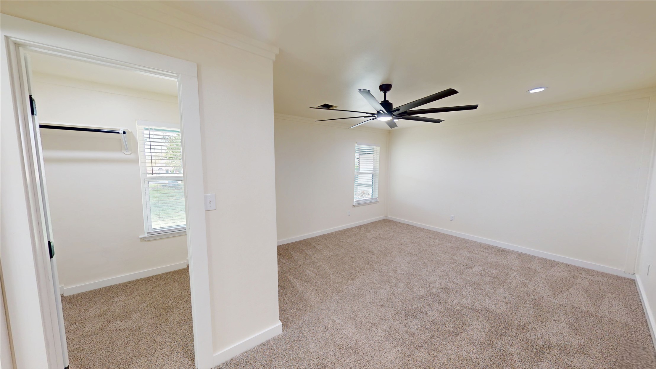 206 N Crownpoint Drive Property Photo 39