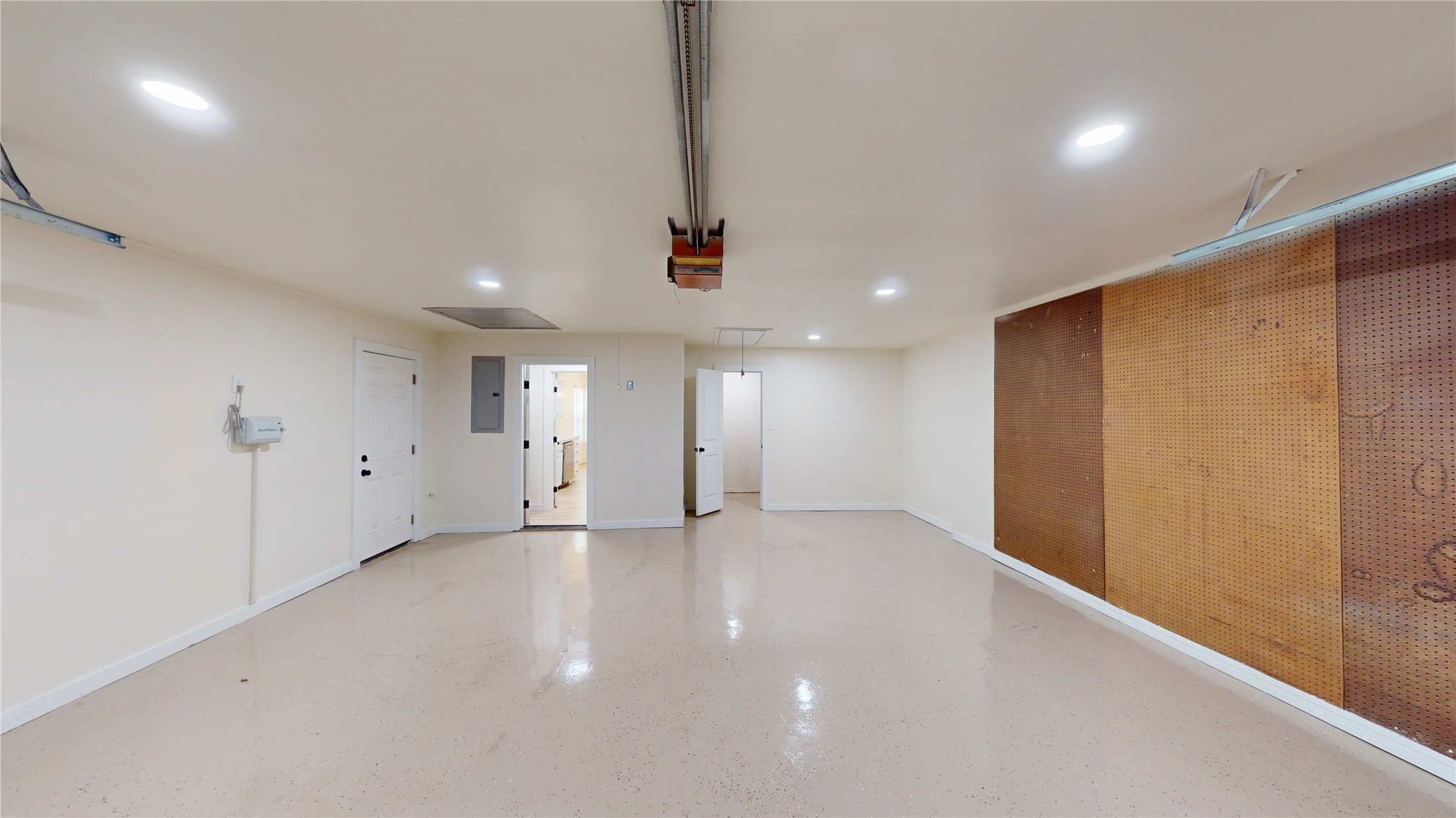 206 N Crownpoint Drive Property Photo 43