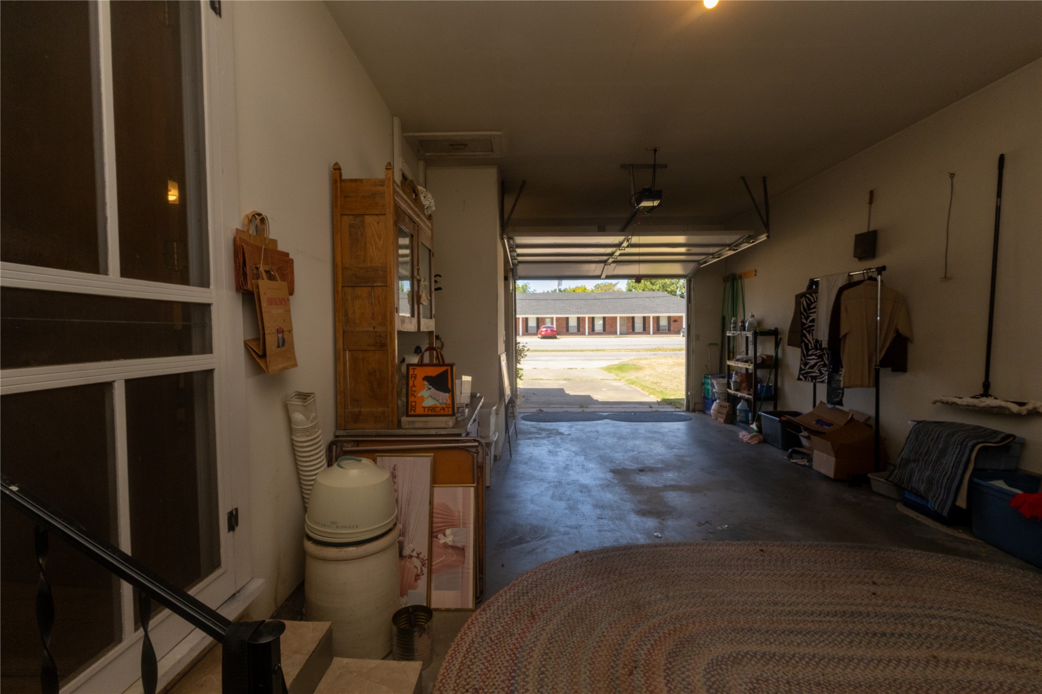320 S Main Street Property Photo 22