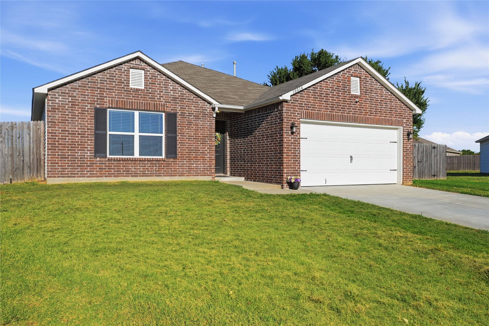 10014 E 106th Court N Property Photo 1