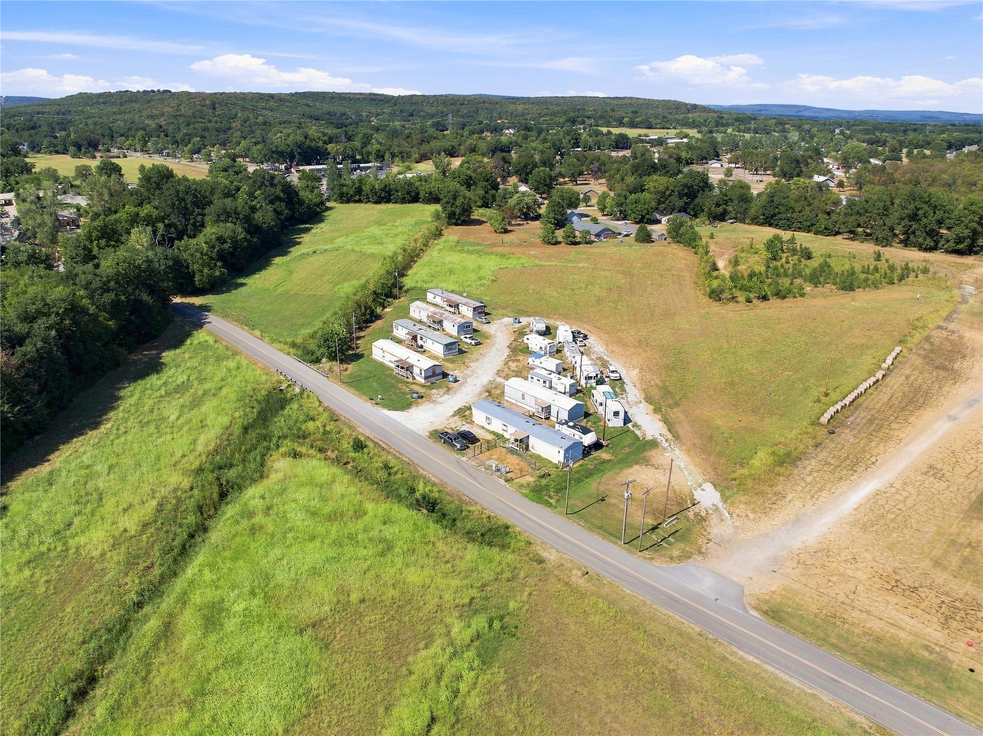 305 Steve Owens Rd Property Photo 4