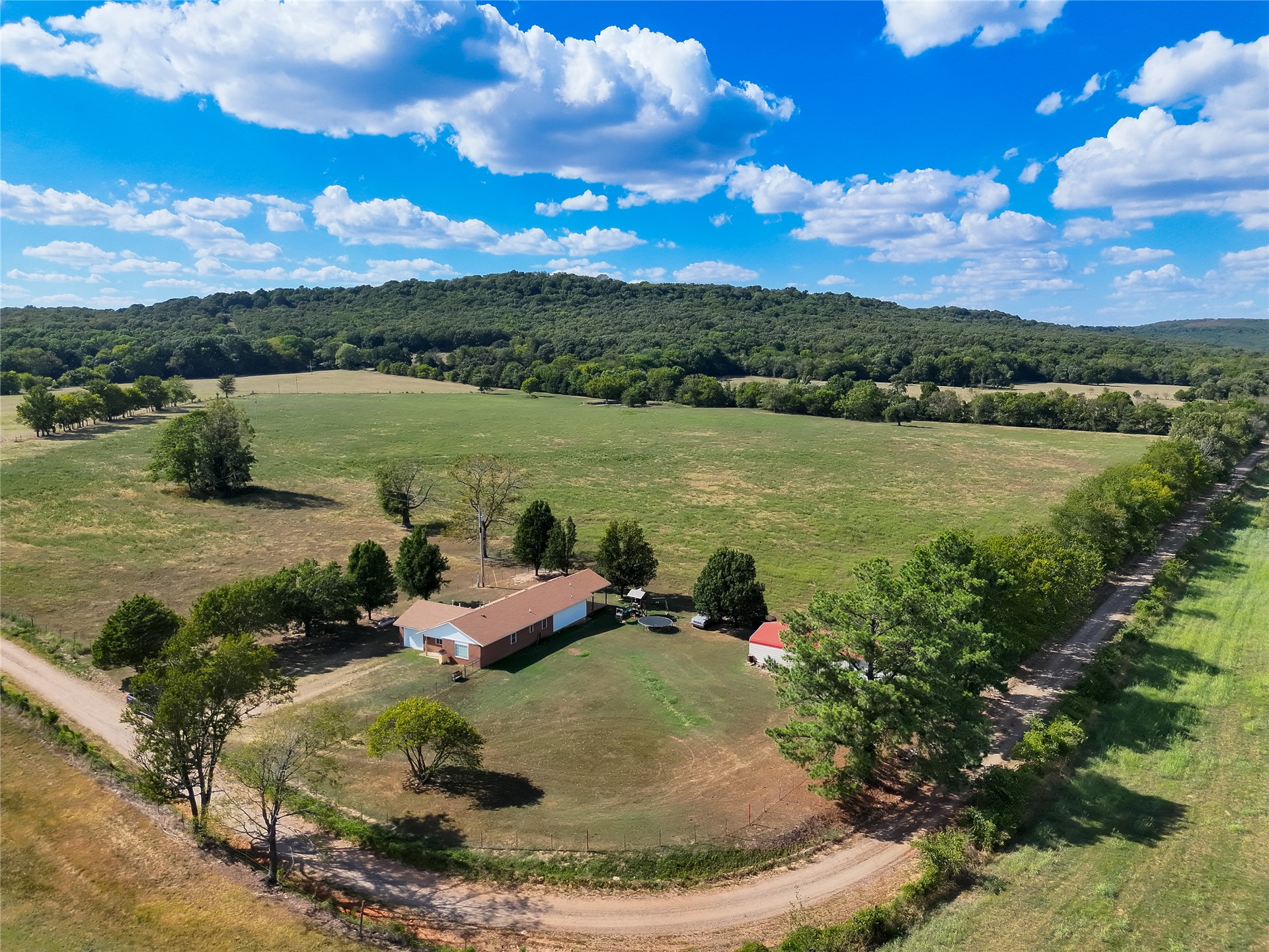 81232 S 4775 Property Photo 17