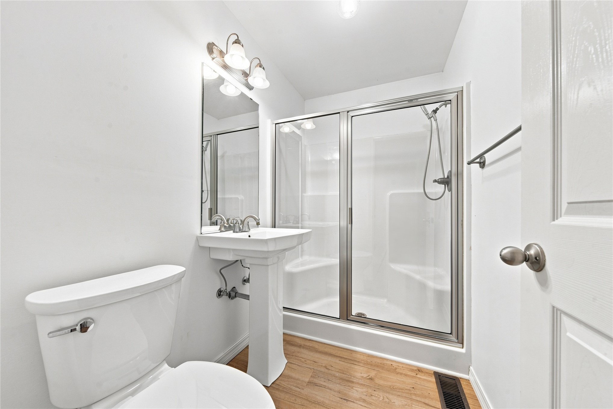909 S Liberty Avenue Property Photo 8