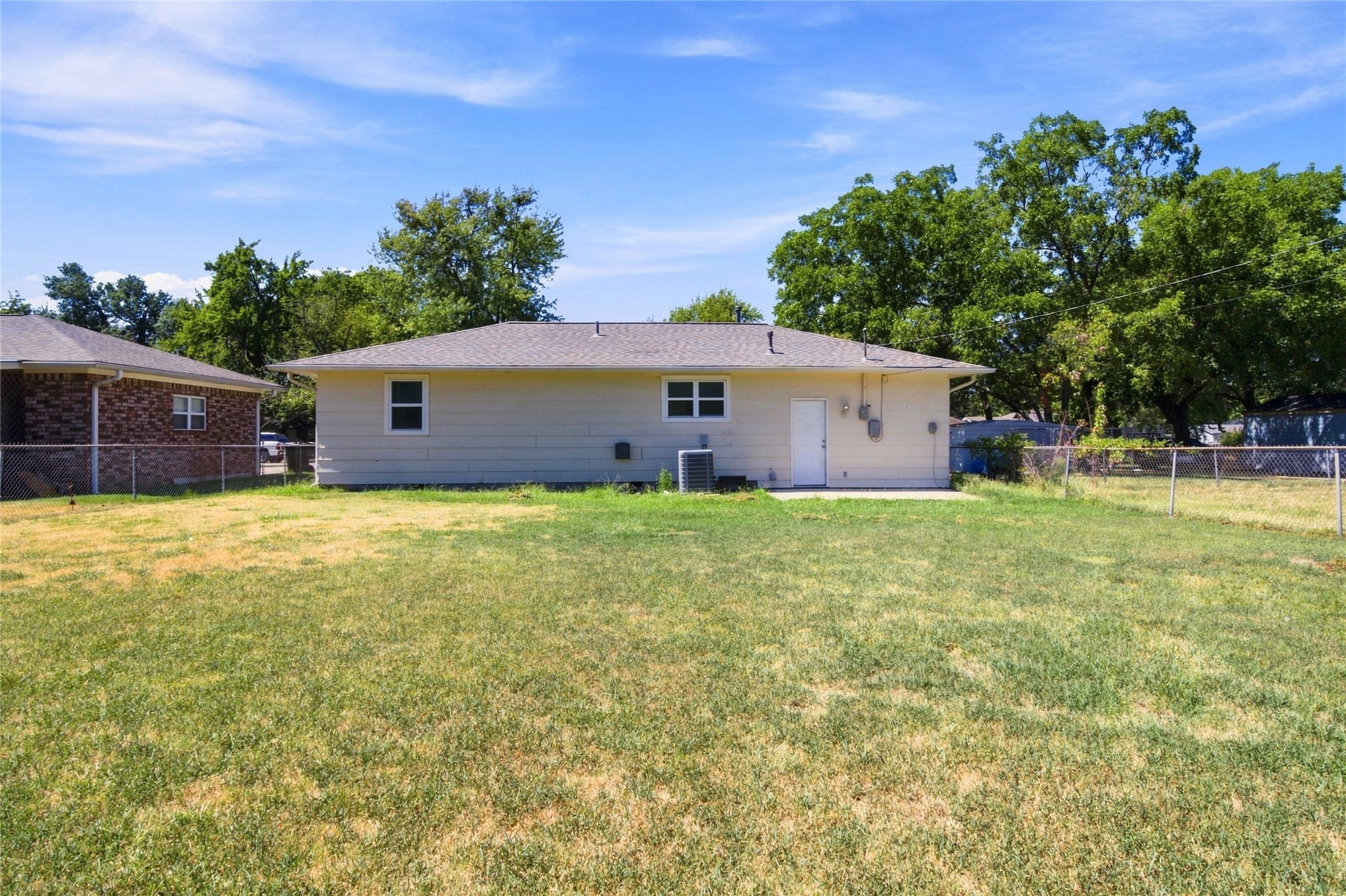 909 S Liberty Avenue Property Photo 12