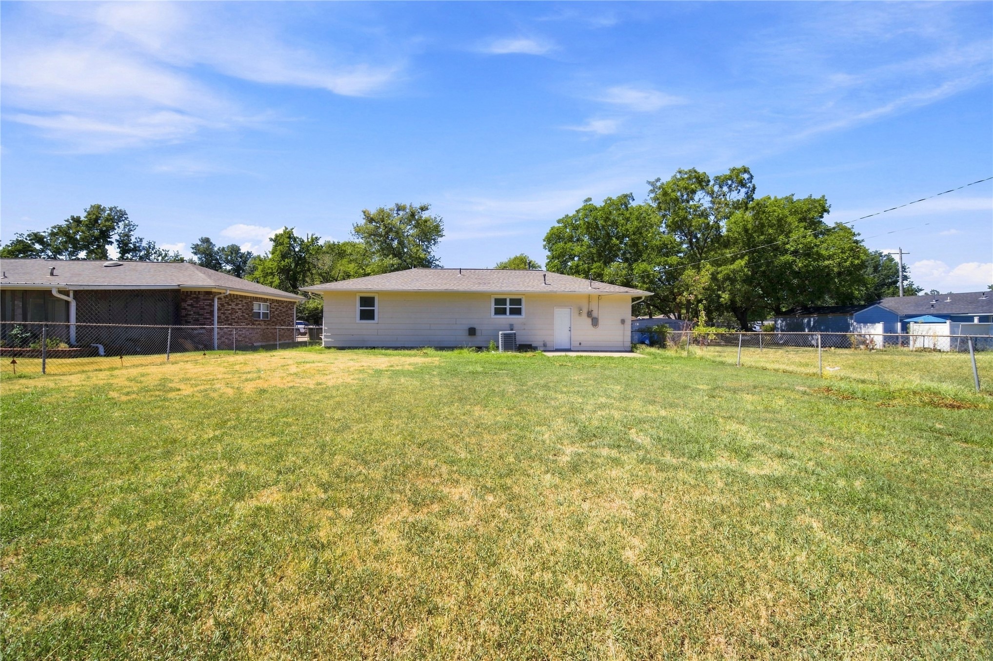 909 S Liberty Avenue Property Photo 14
