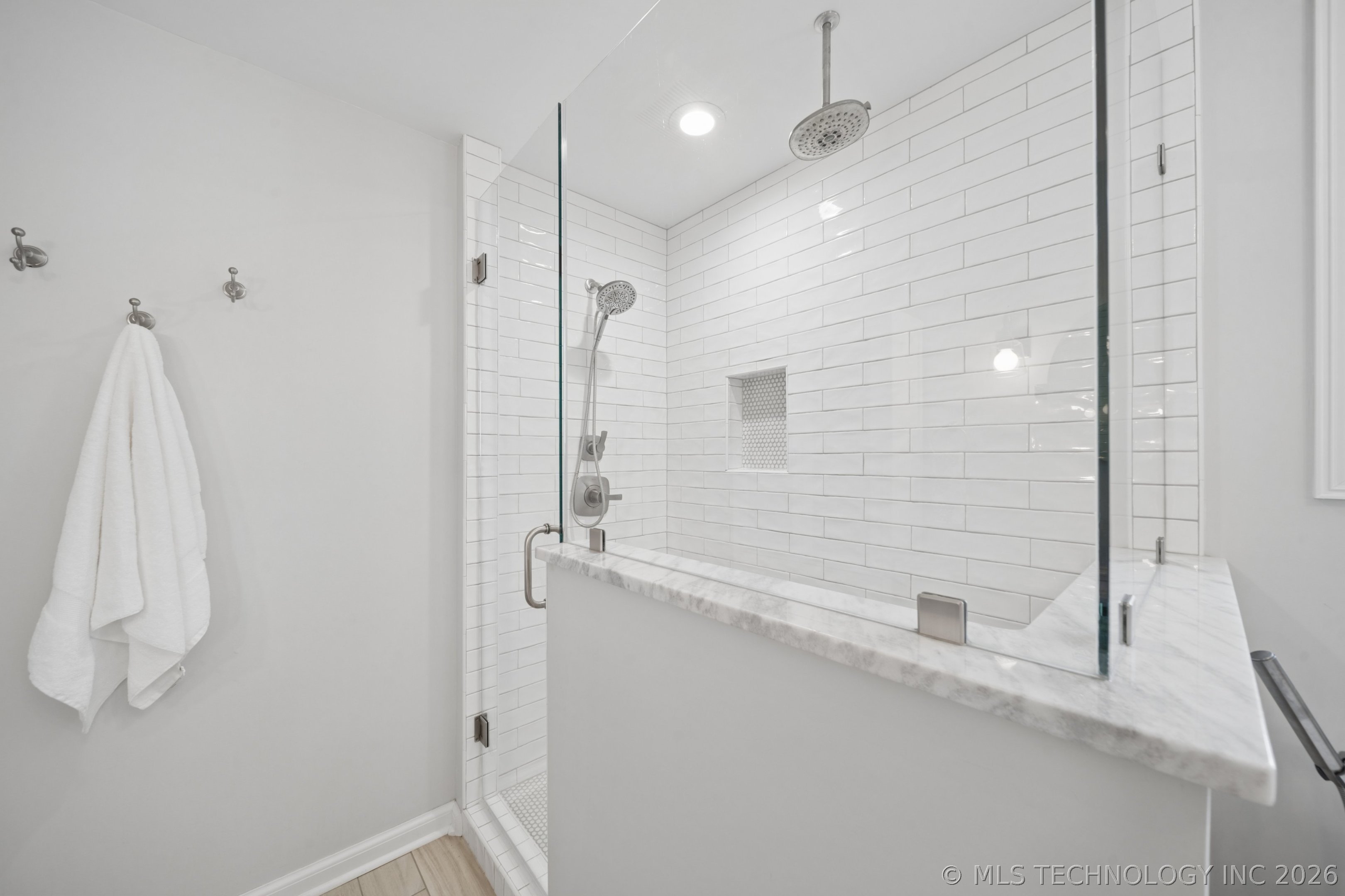 1909 E 35th Place Property Photo 21