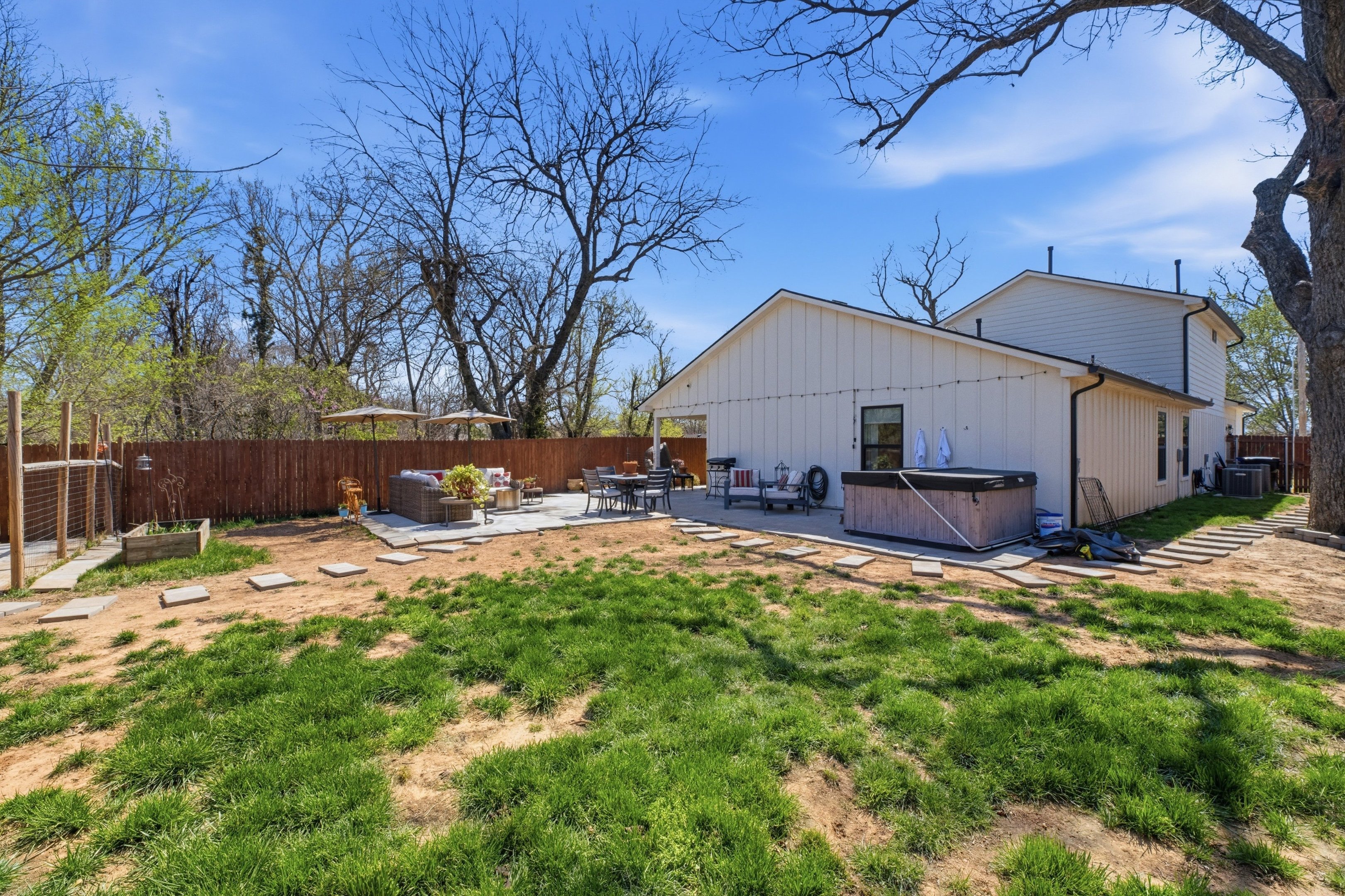 128 E Jackson Street Property Photo 41